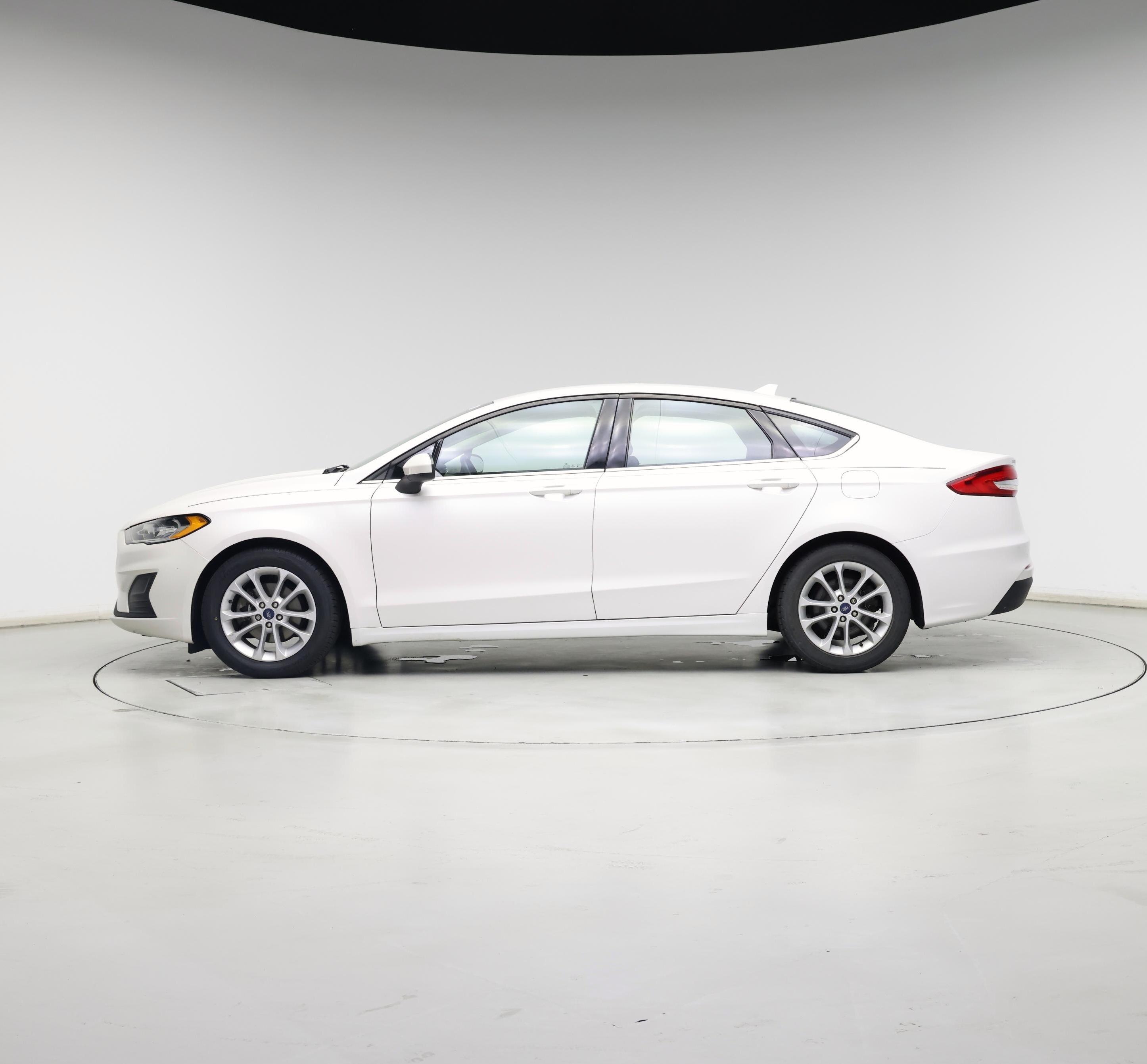 Thumbnail: 2020 Ford Fusion - 3