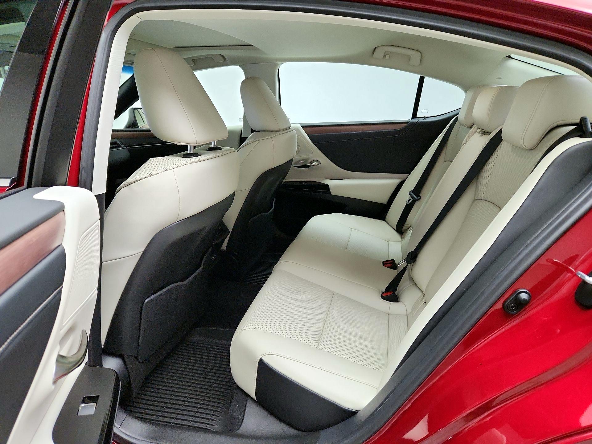 Thumbnail: 2025 Lexus ES - 20