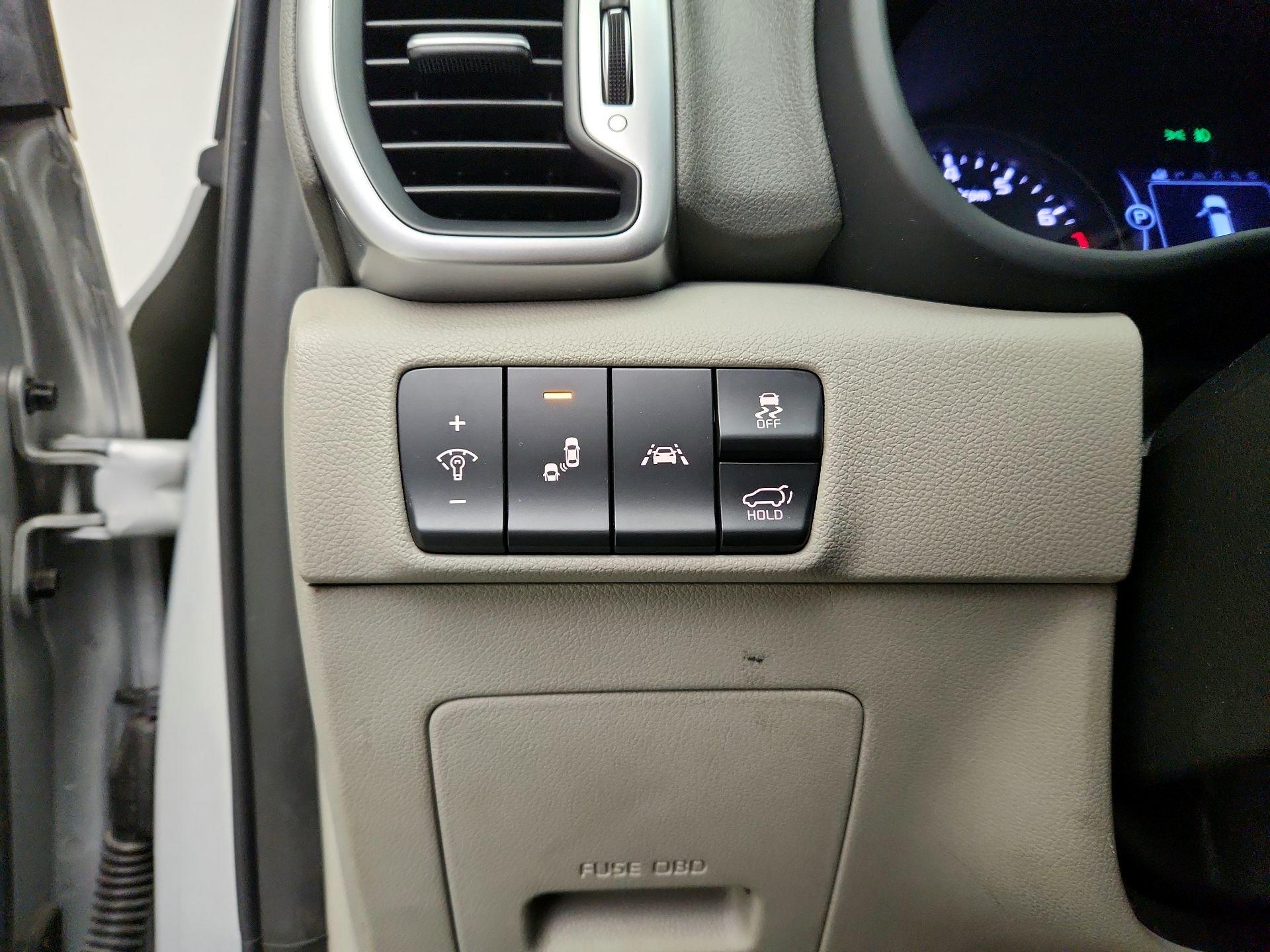 Thumbnail: 2017 Kia Sportage - 13