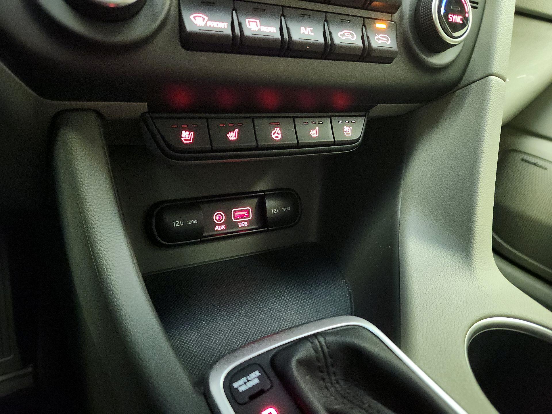 Thumbnail: 2017 Kia Sportage - 19