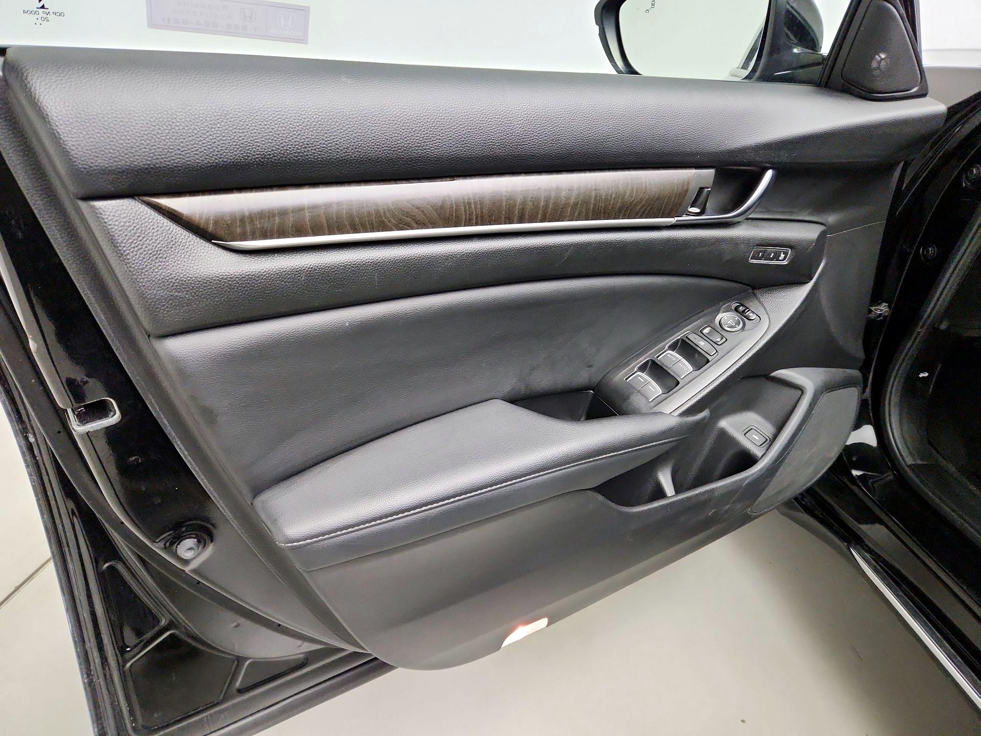 Thumbnail: 2021 Honda Accord - 12