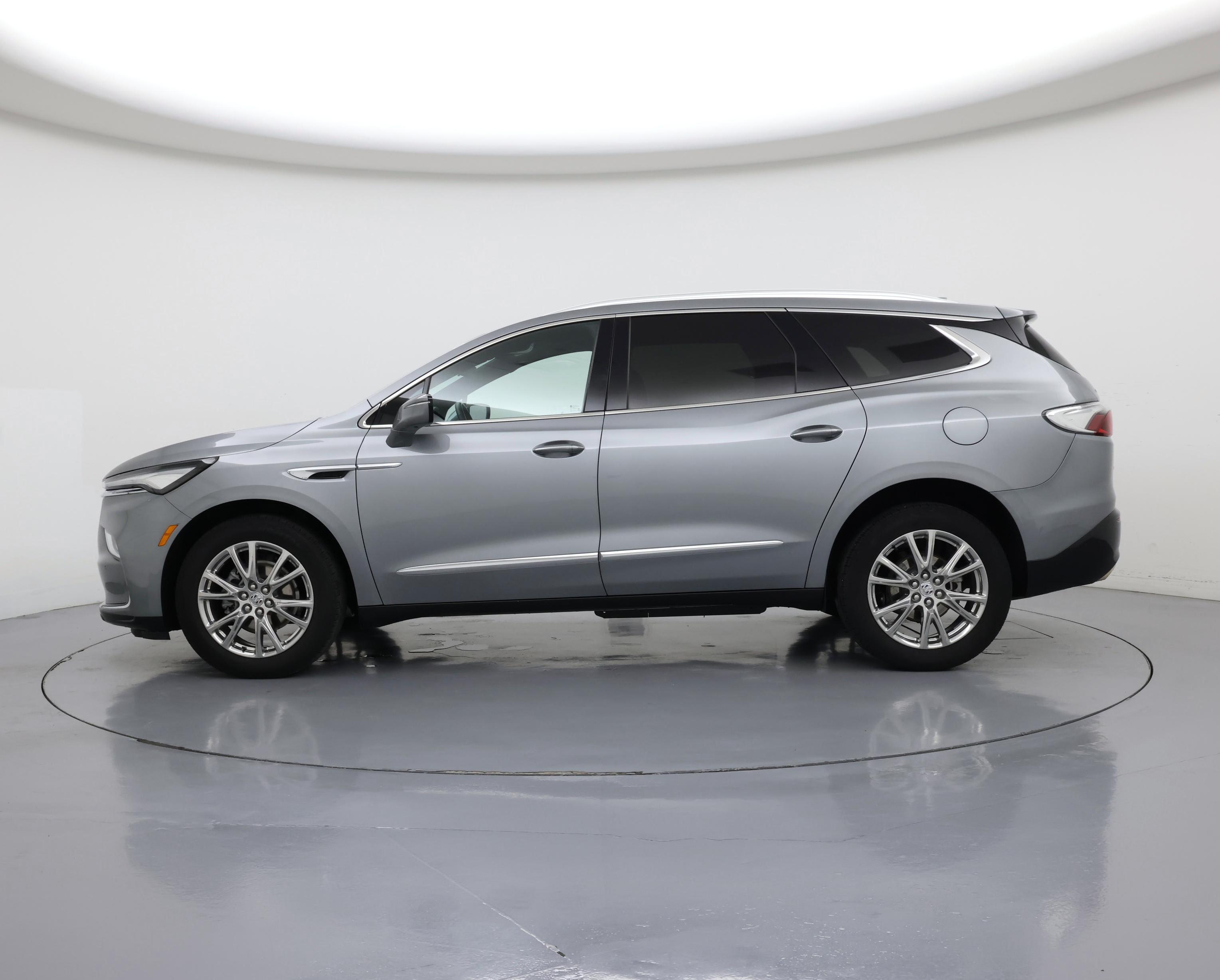Thumbnail: 2023 Buick Enclave - 3