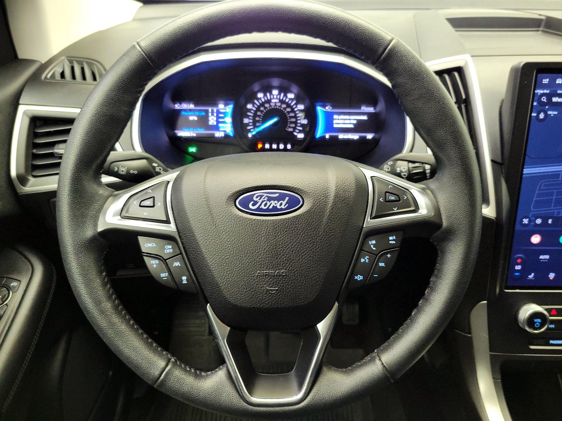 Thumbnail: 2021 Ford Edge - 10