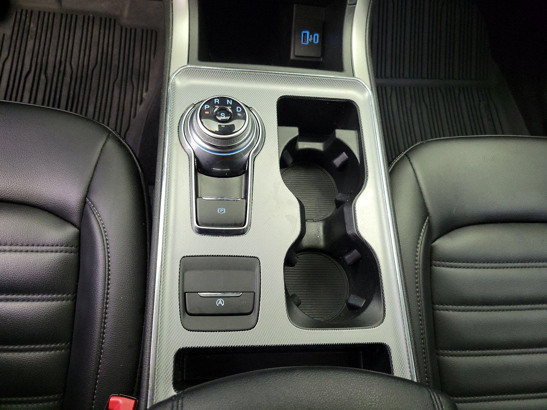 Thumbnail: 2021 Ford Edge - 18