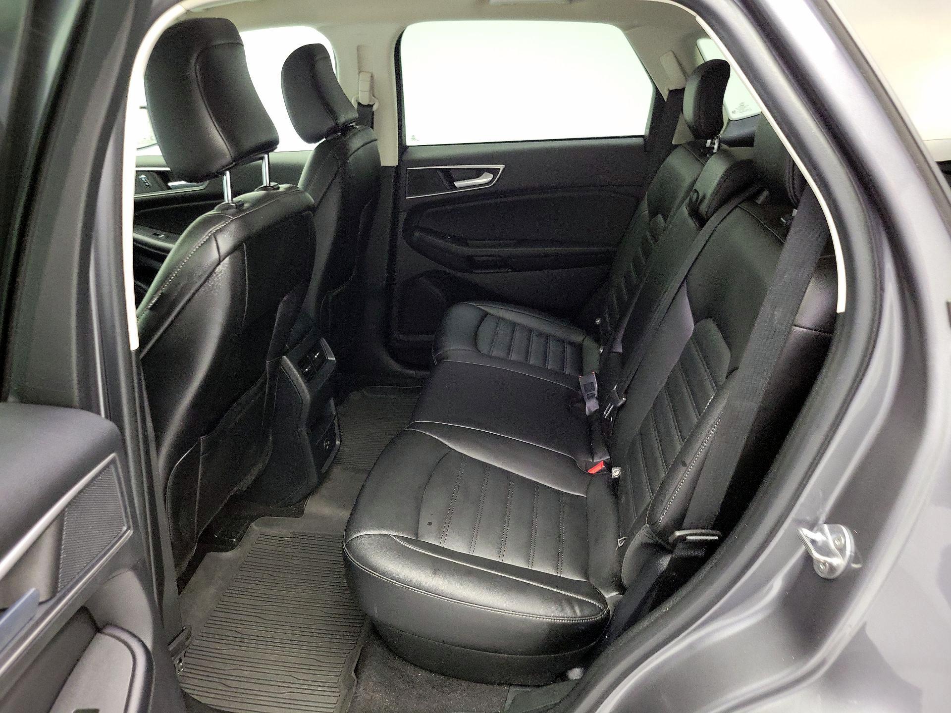 Thumbnail: 2021 Ford Edge - 20