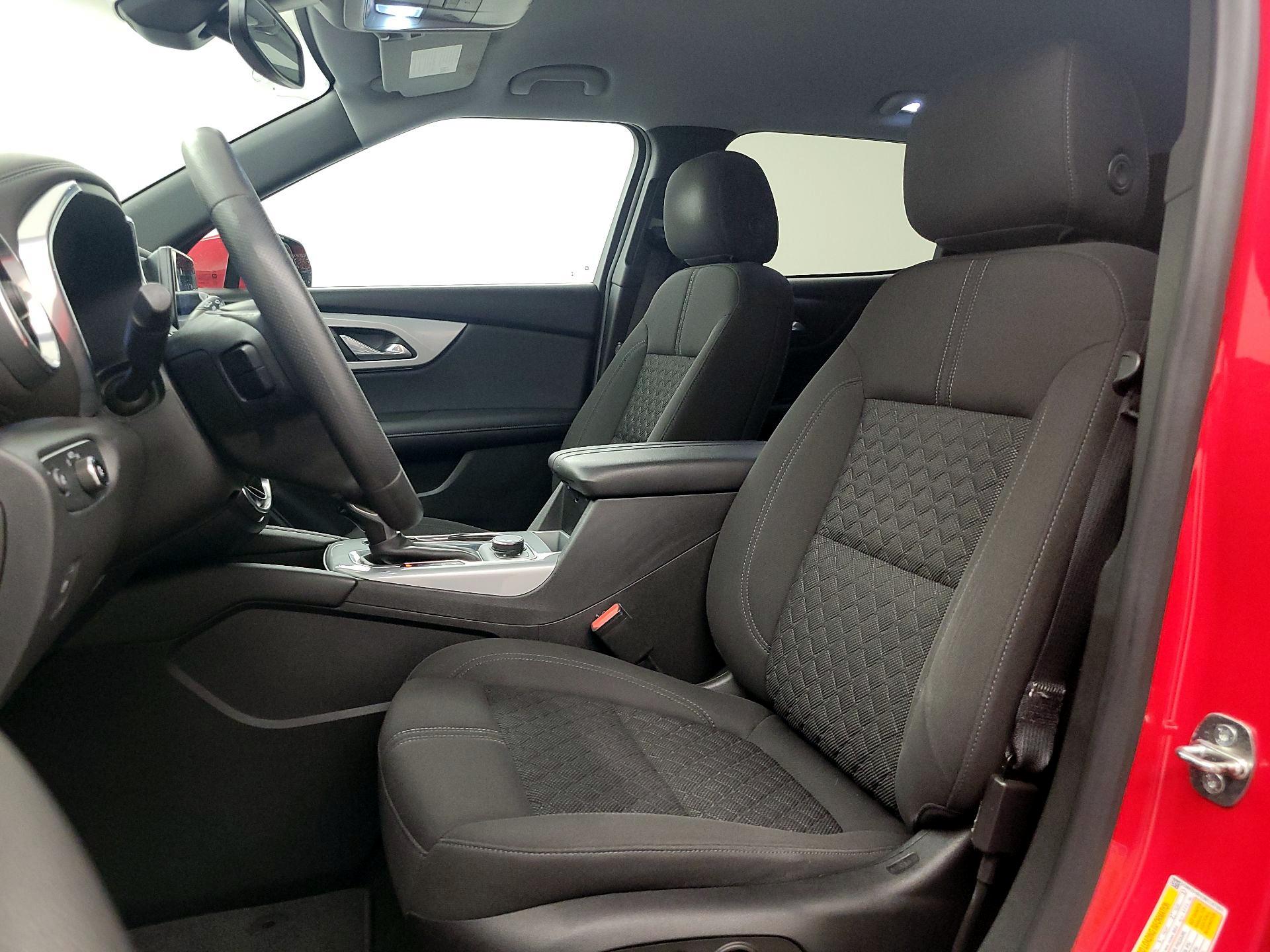 Thumbnail: 2022 Chevrolet Blazer - 11