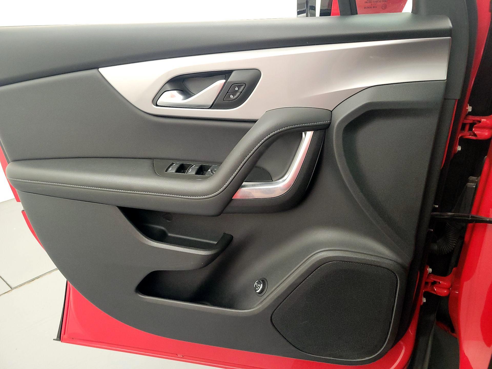 Thumbnail: 2022 Chevrolet Blazer - 12