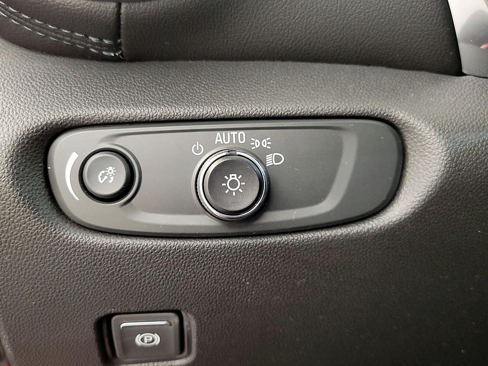 Thumbnail: 2022 Chevrolet Blazer - 13