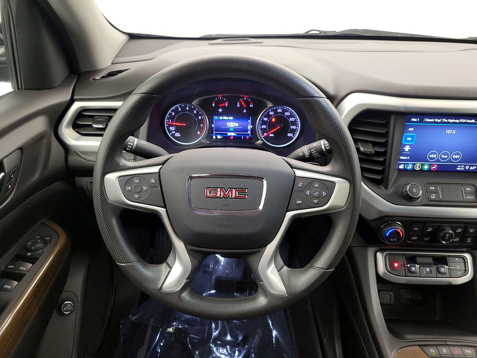 Thumbnail: 2023 GMC Acadia - 10