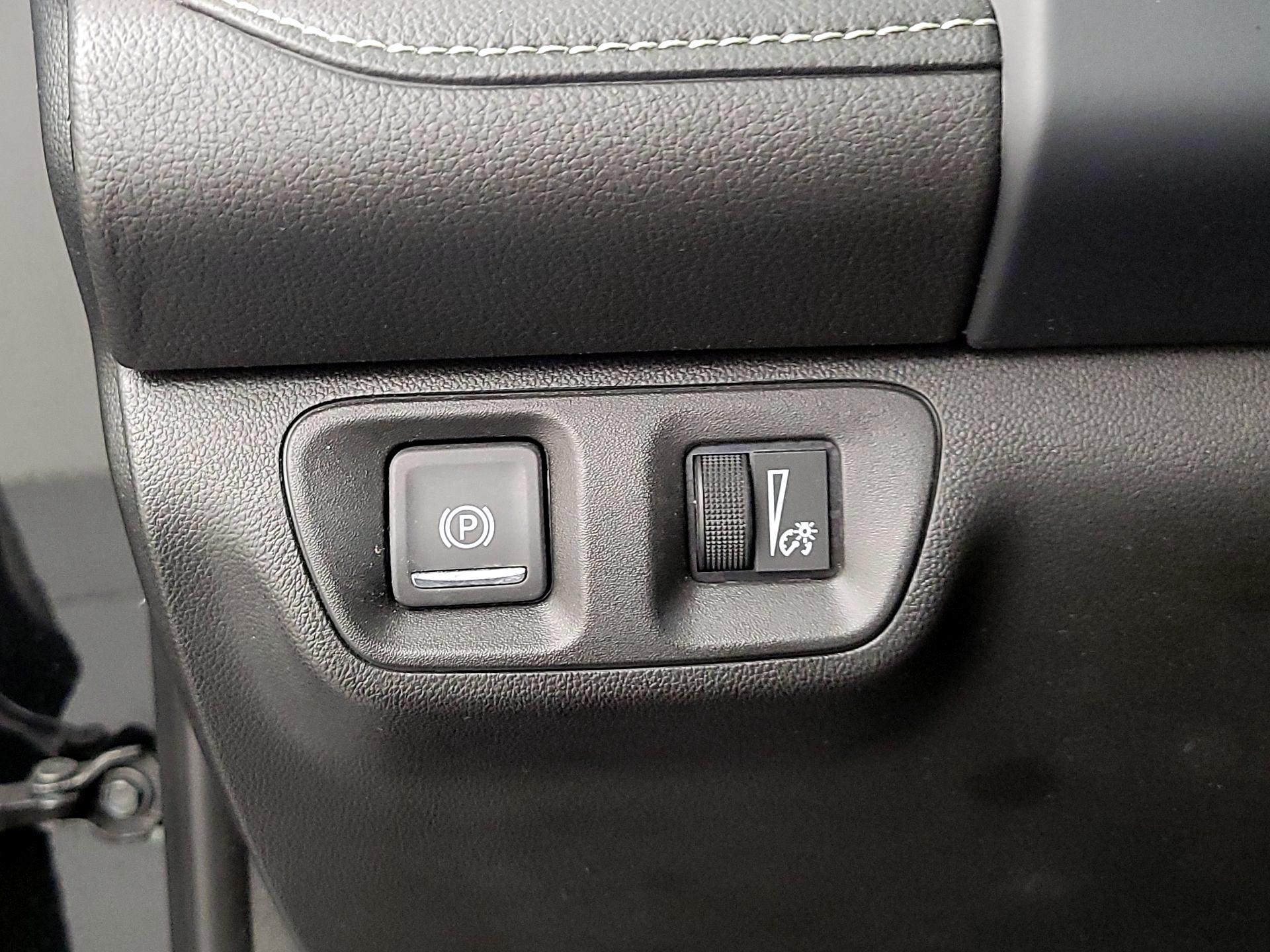 Thumbnail: 2023 GMC Acadia - 13