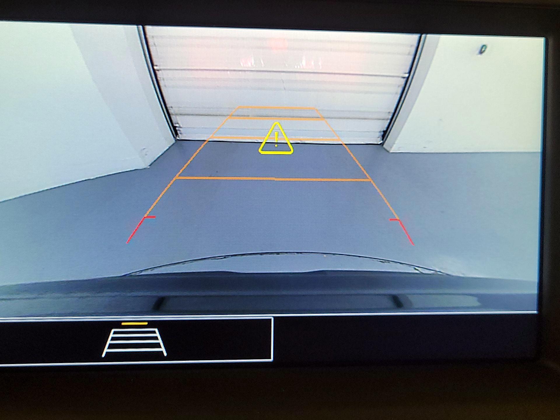 Thumbnail: 2023 GMC Acadia - 15