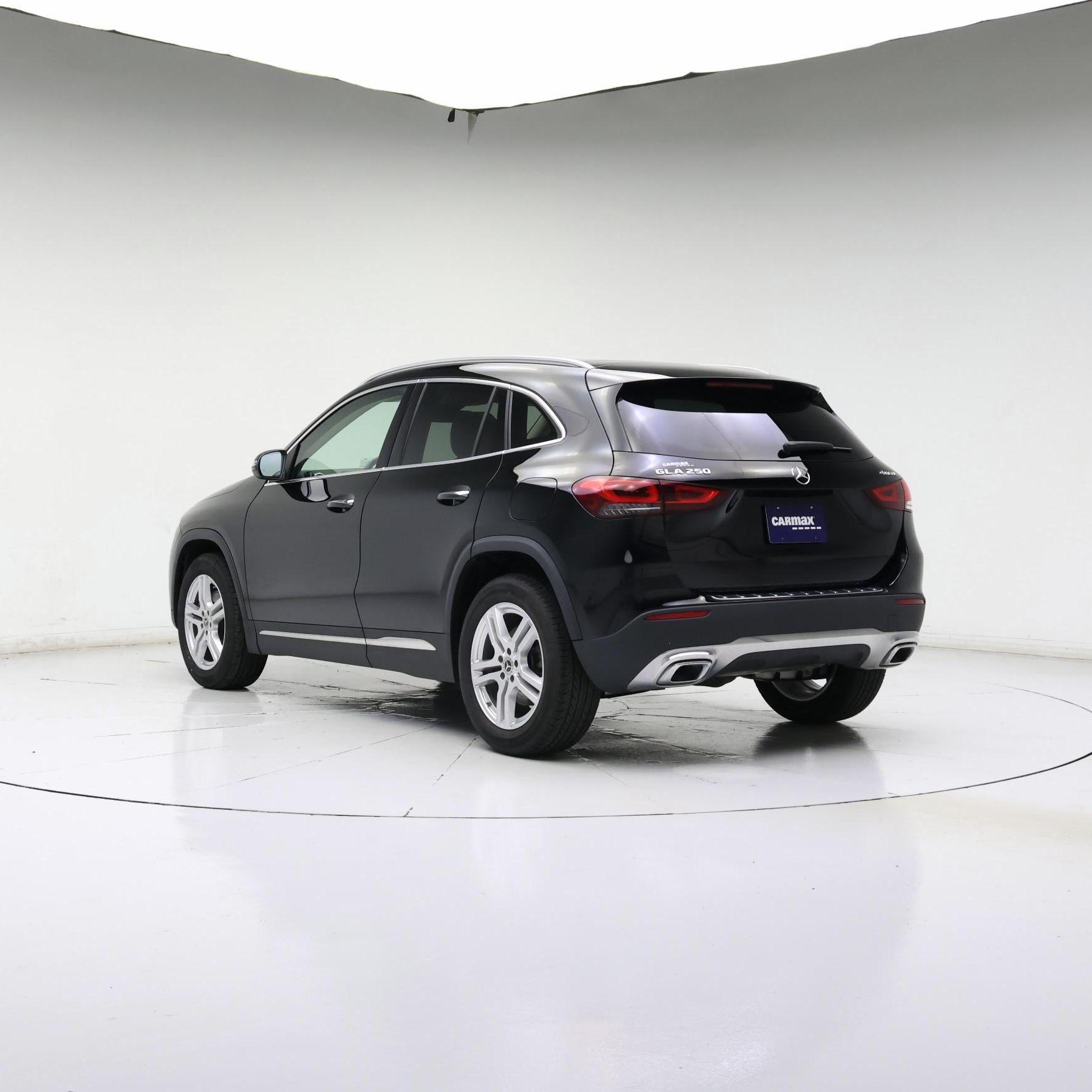 Thumbnail: 2023 Mercedes-Benz GLA - 2