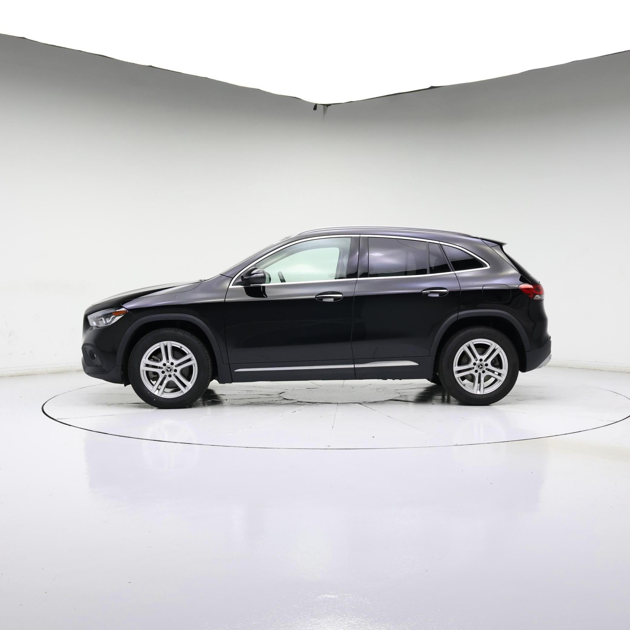 Thumbnail: 2023 Mercedes-Benz GLA - 3