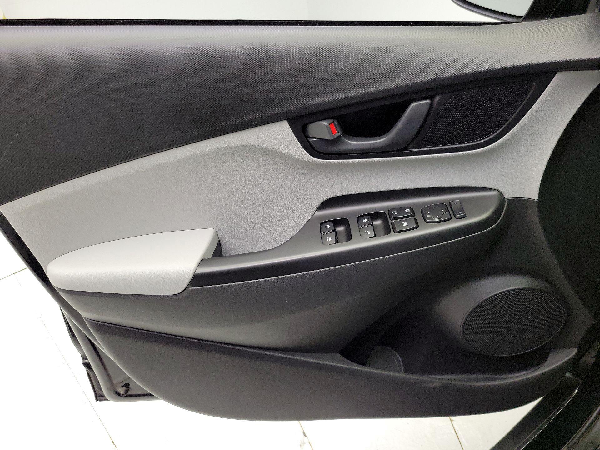 Thumbnail: 2023 Hyundai Kona - 12
