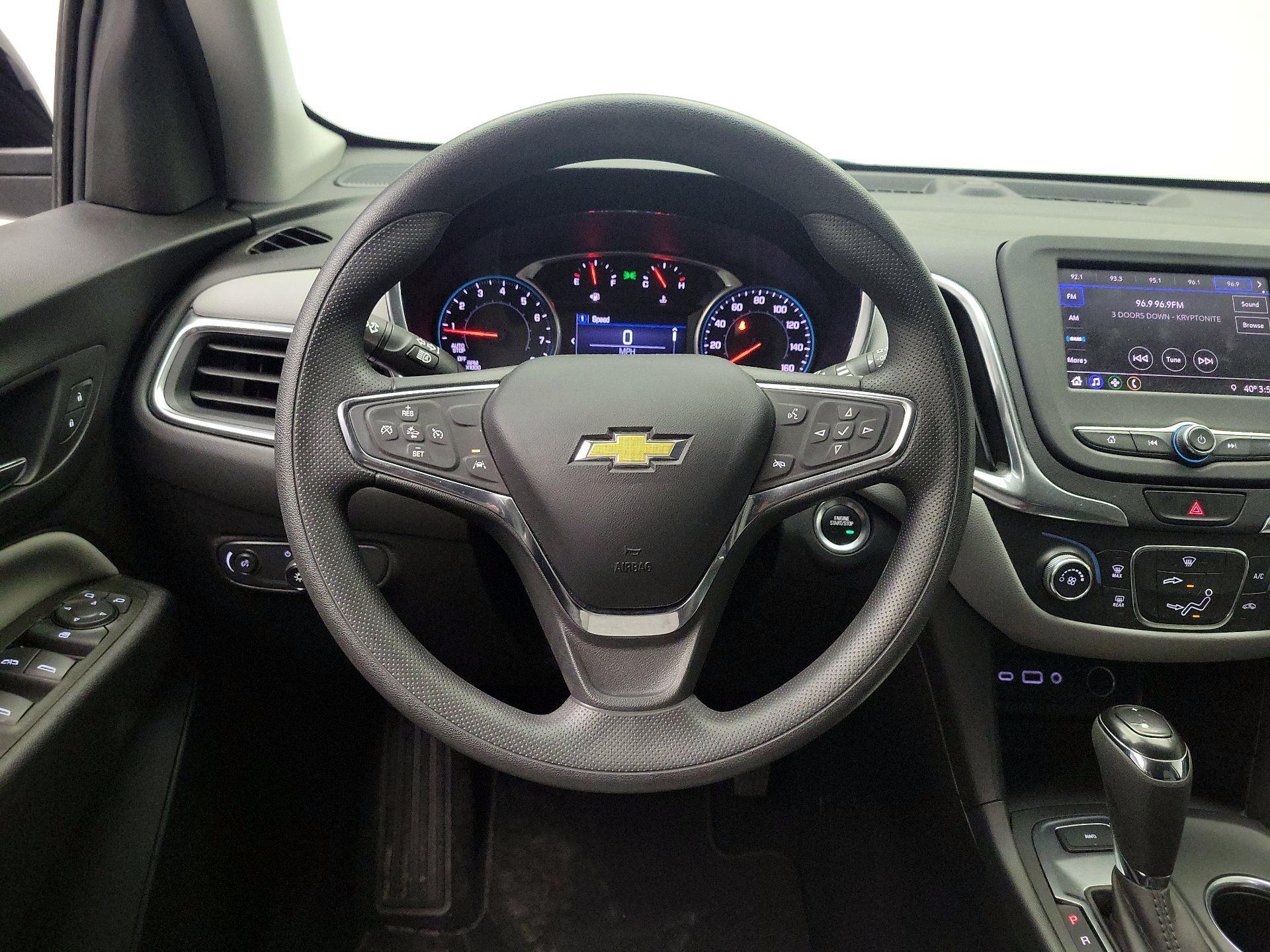 Thumbnail: 2021 Chevrolet Equinox - 10