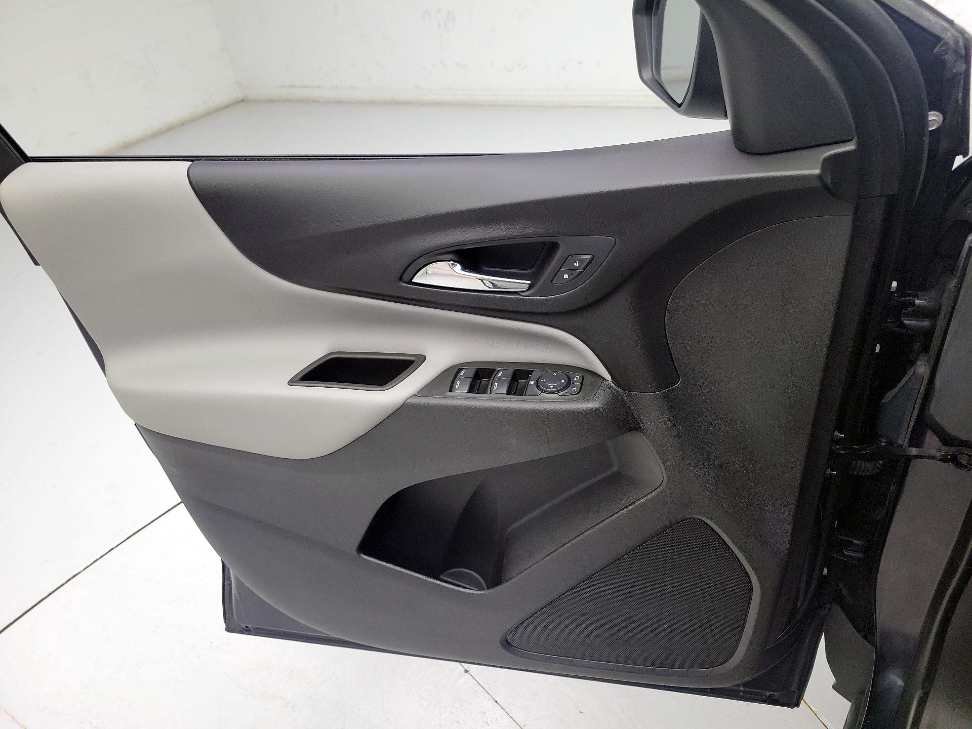 Thumbnail: 2021 Chevrolet Equinox - 12