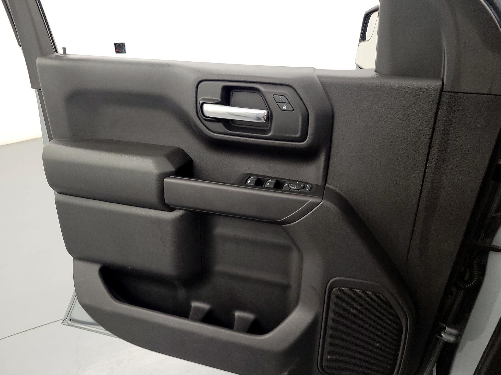 Thumbnail: 2023 Chevrolet Silverado 1500 - 12