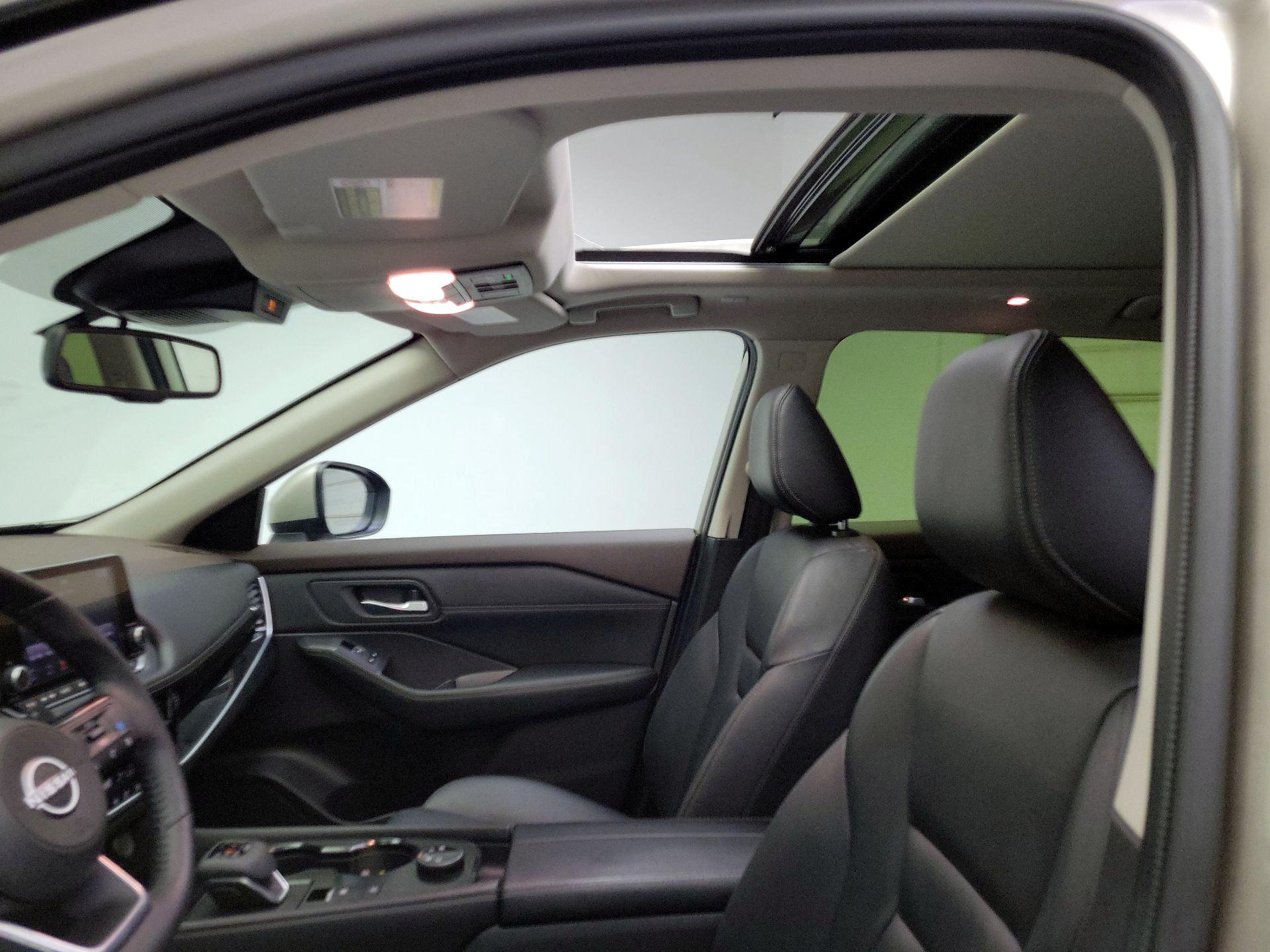 Thumbnail: 2023 Nissan Rogue - 19