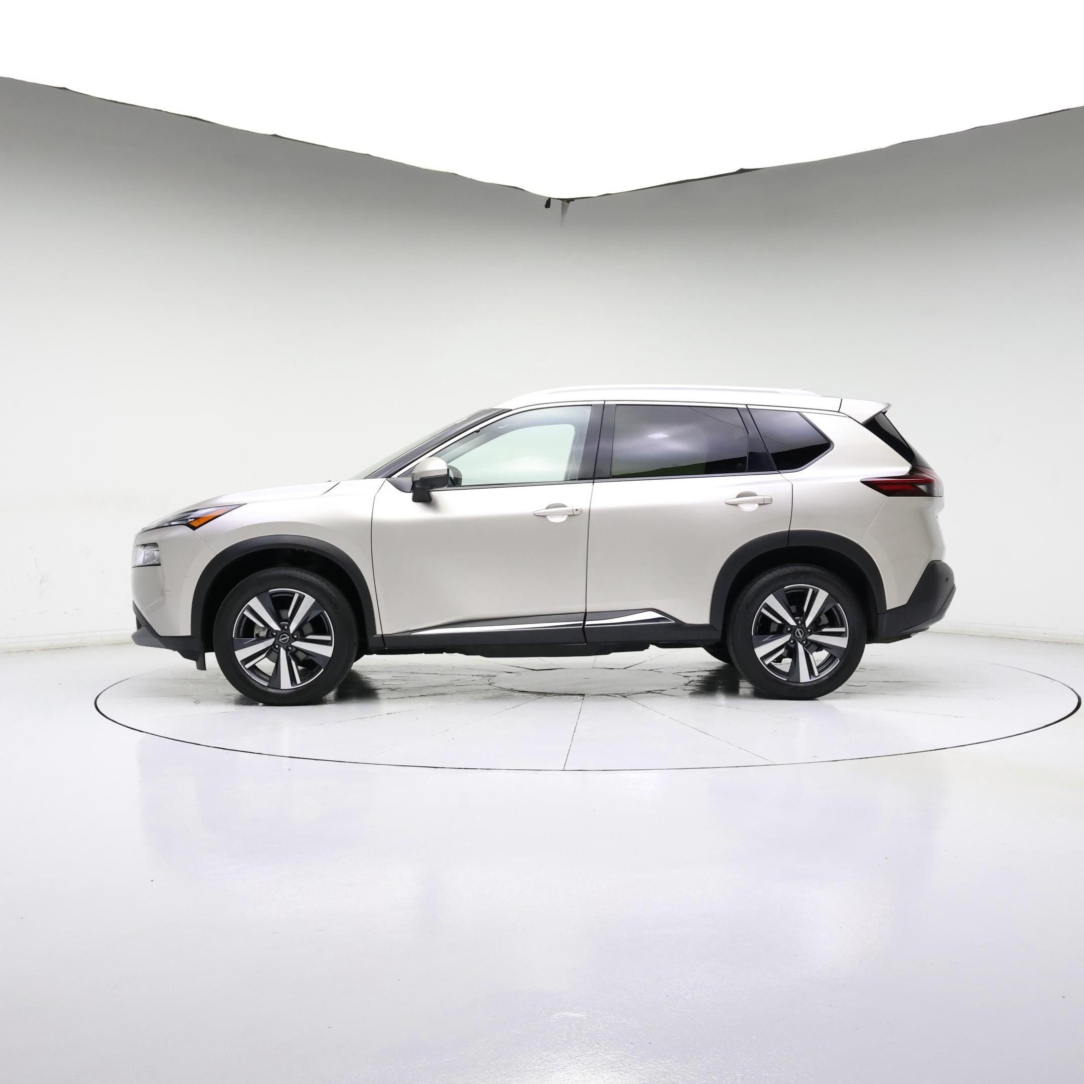 Thumbnail: 2023 Nissan Rogue - 3