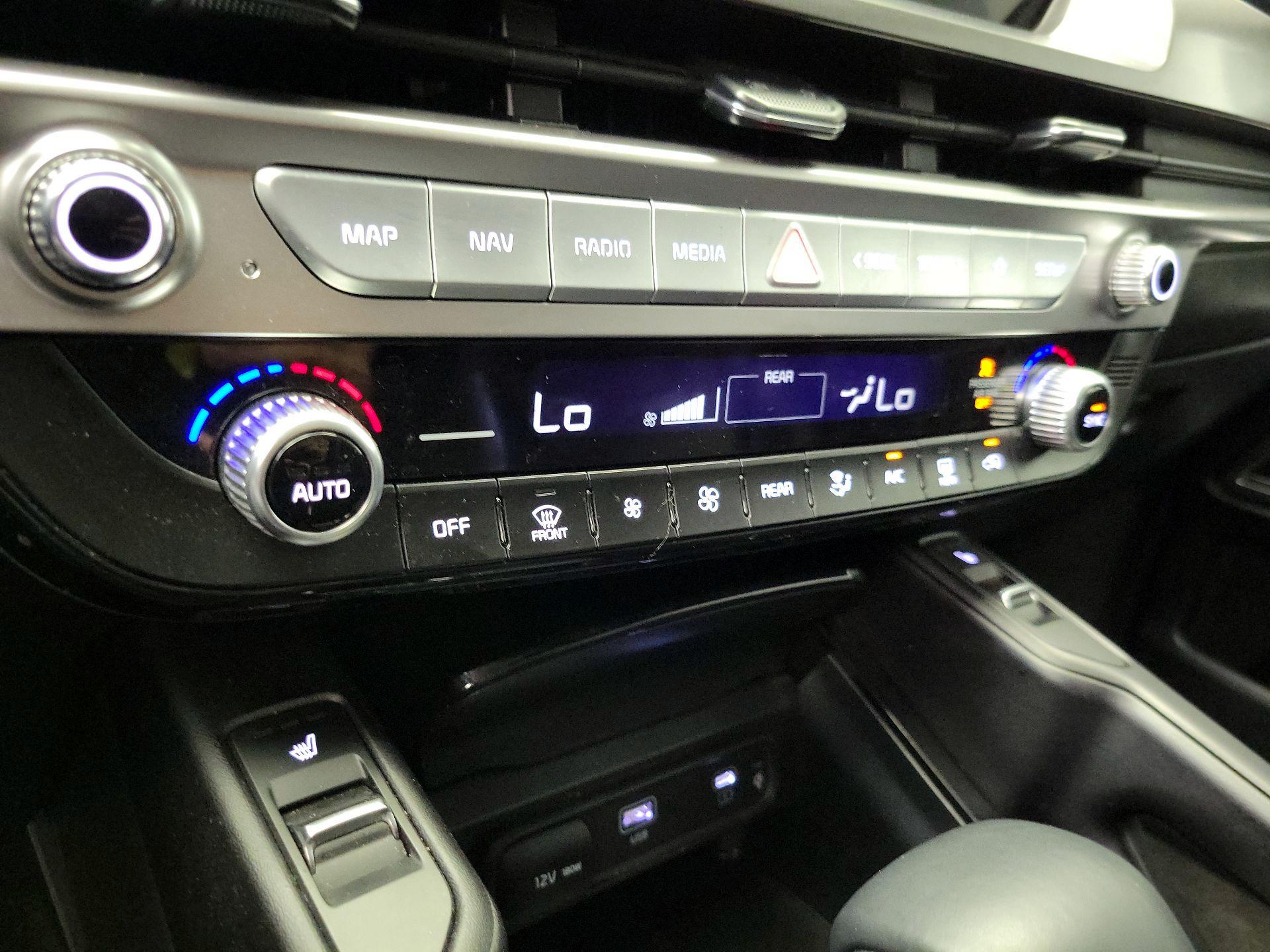 Thumbnail: 2025 Kia Telluride - 17