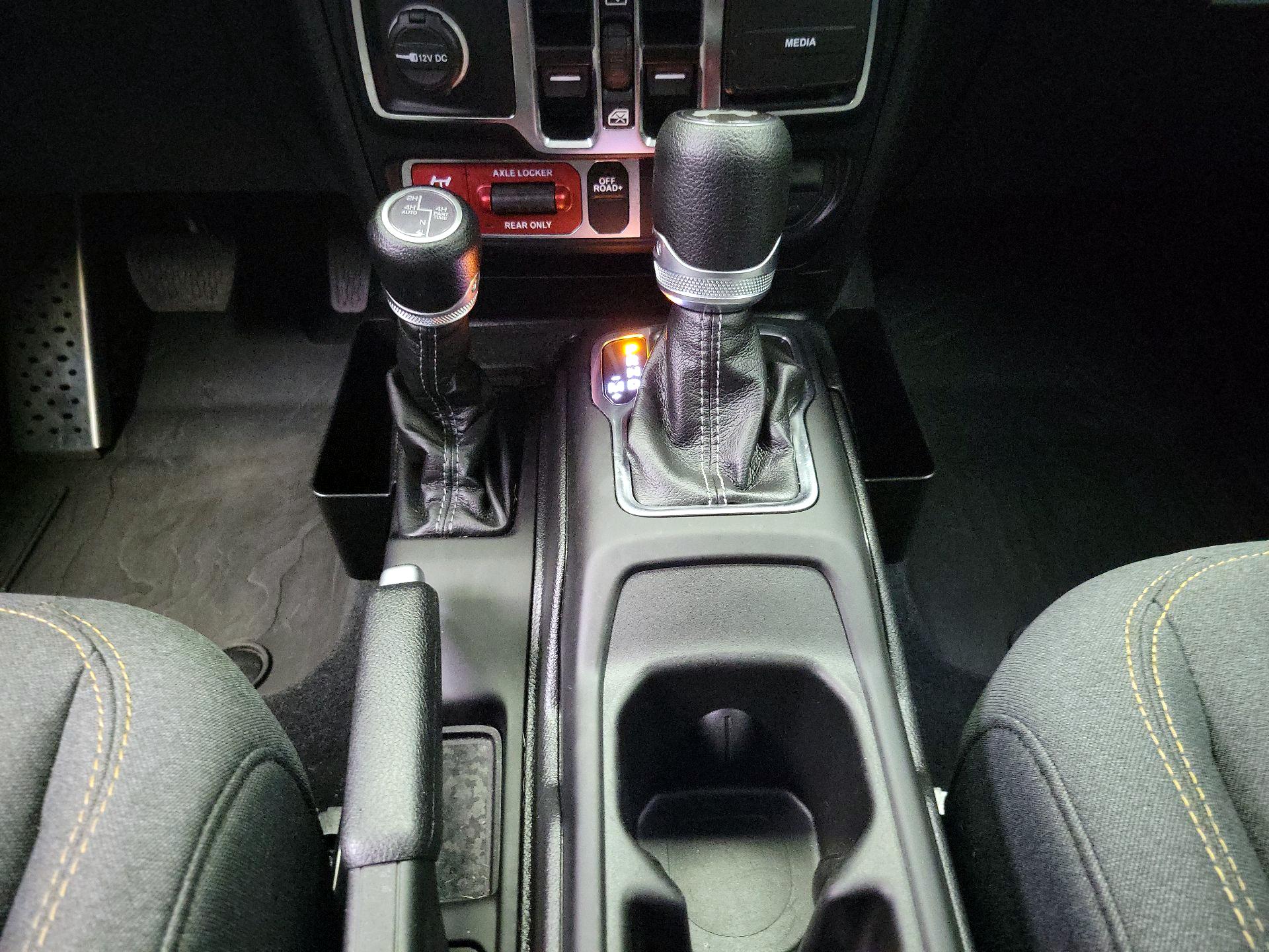 Thumbnail: 2024 Jeep Wrangler - 17