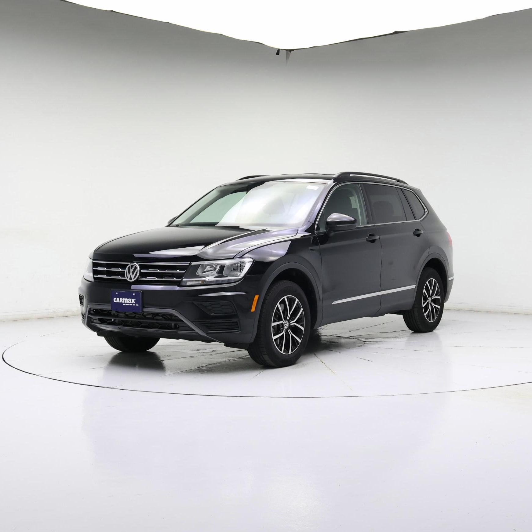 Thumbnail: 2021 Volkswagen Tiguan - 4