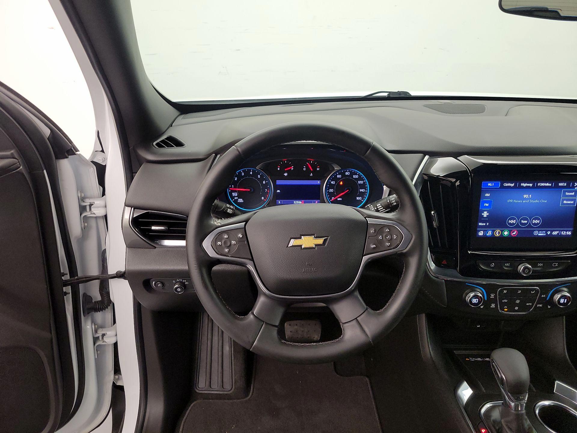 Thumbnail: 2023 Chevrolet Traverse - 10