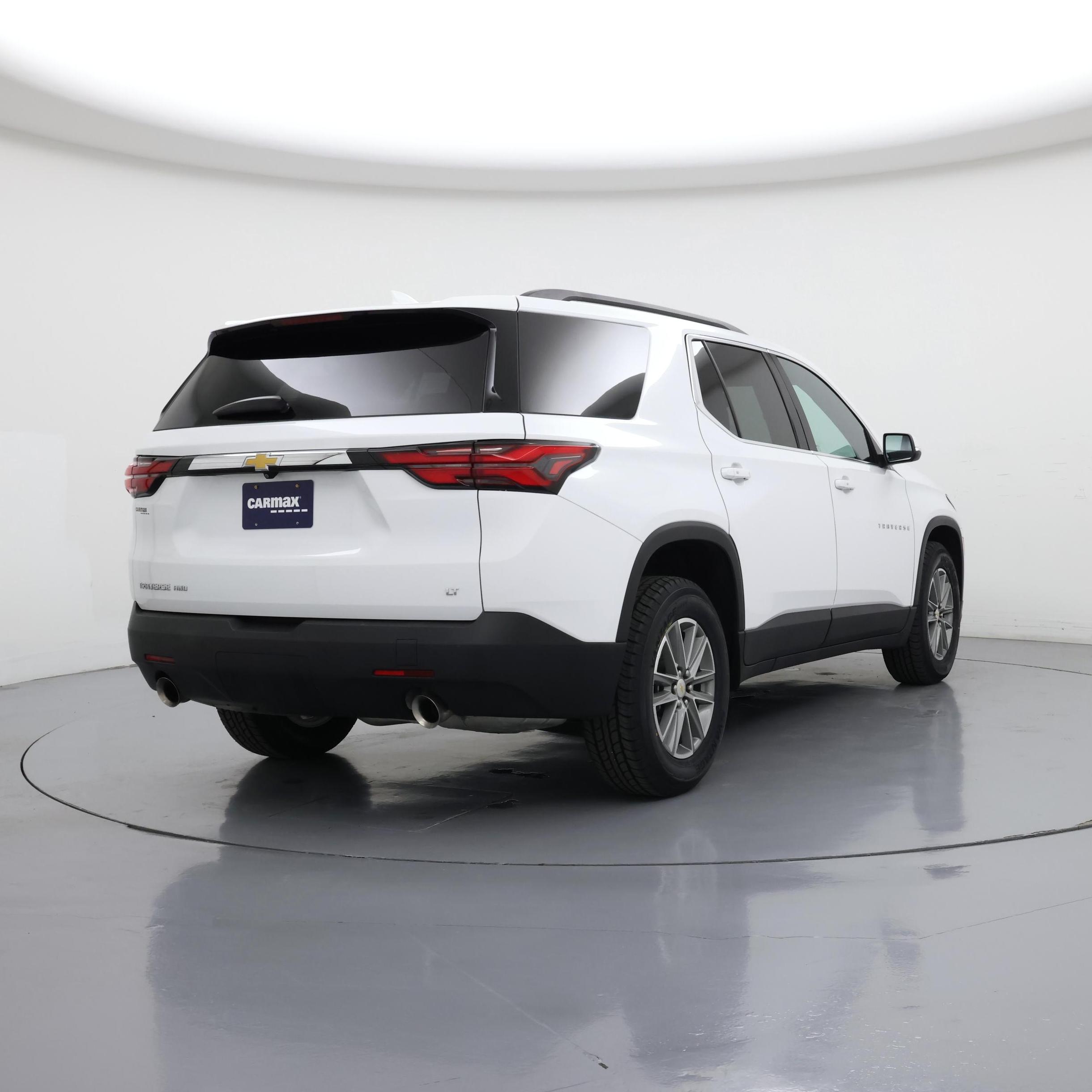 Thumbnail: 2023 Chevrolet Traverse - 8