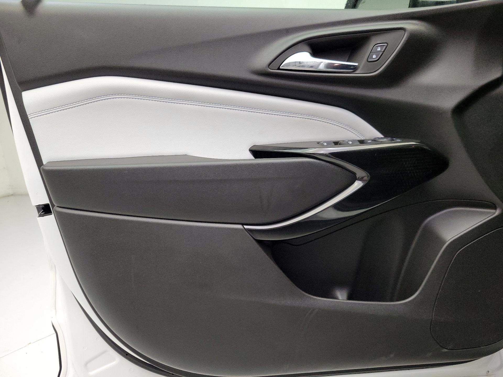 Thumbnail: 2024 Chevrolet Trax - 12