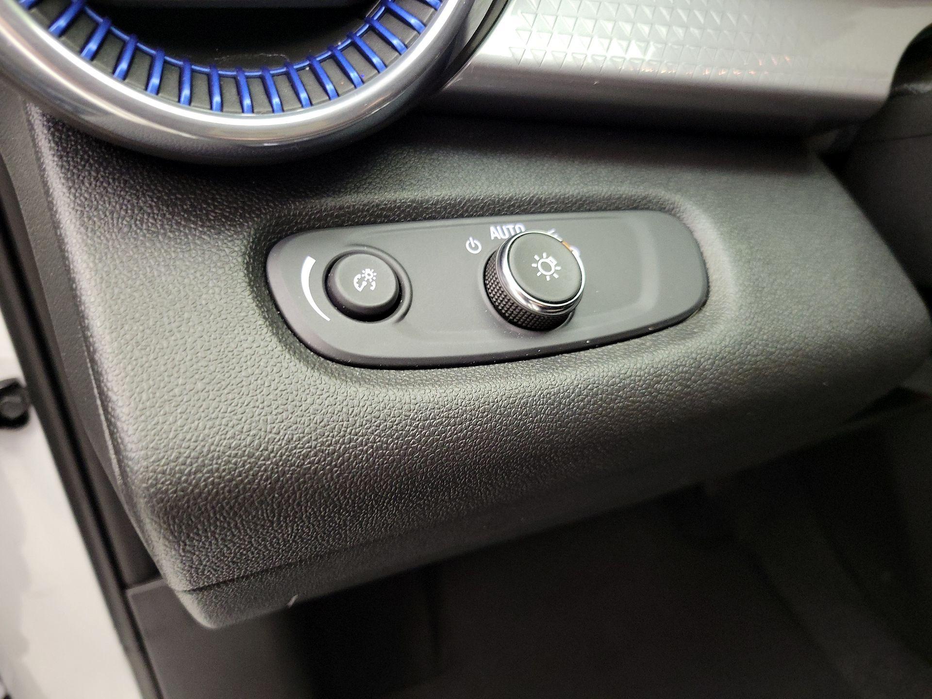 Thumbnail: 2024 Chevrolet Trax - 13