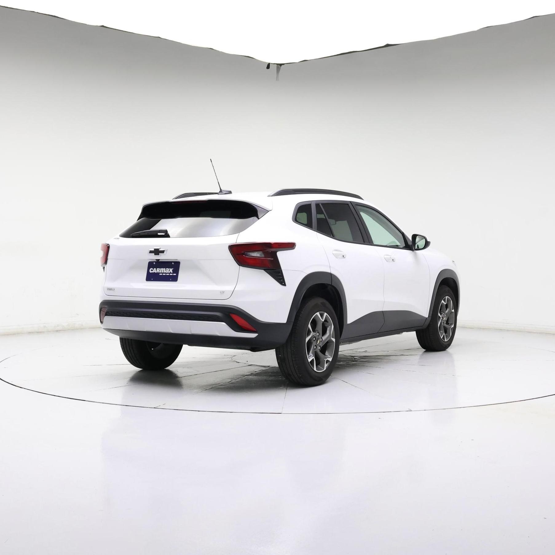 Thumbnail: 2024 Chevrolet Trax - 8