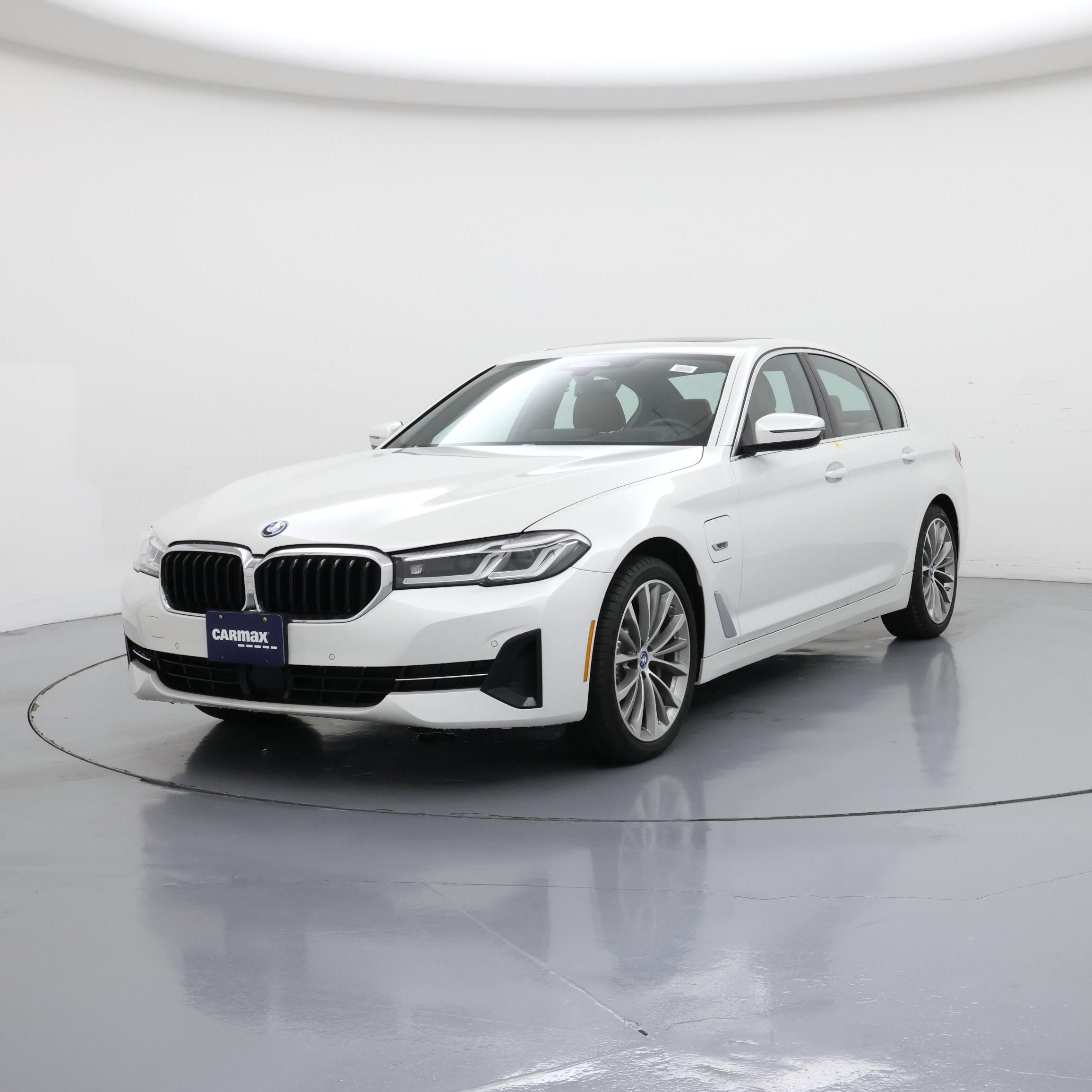 Thumbnail: 2023 BMW 5 Series - 4