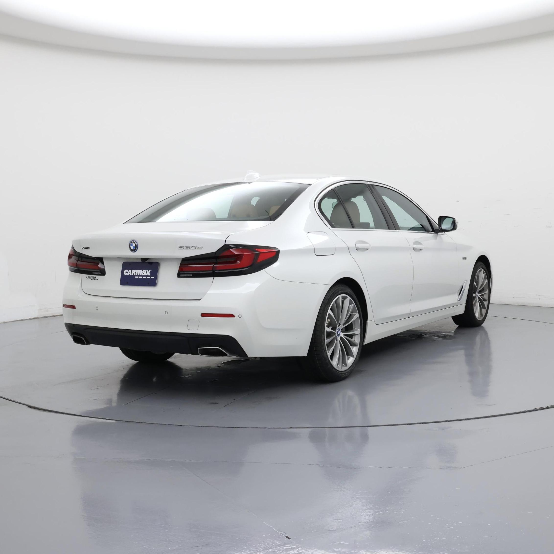 Thumbnail: 2023 BMW 5 Series - 8