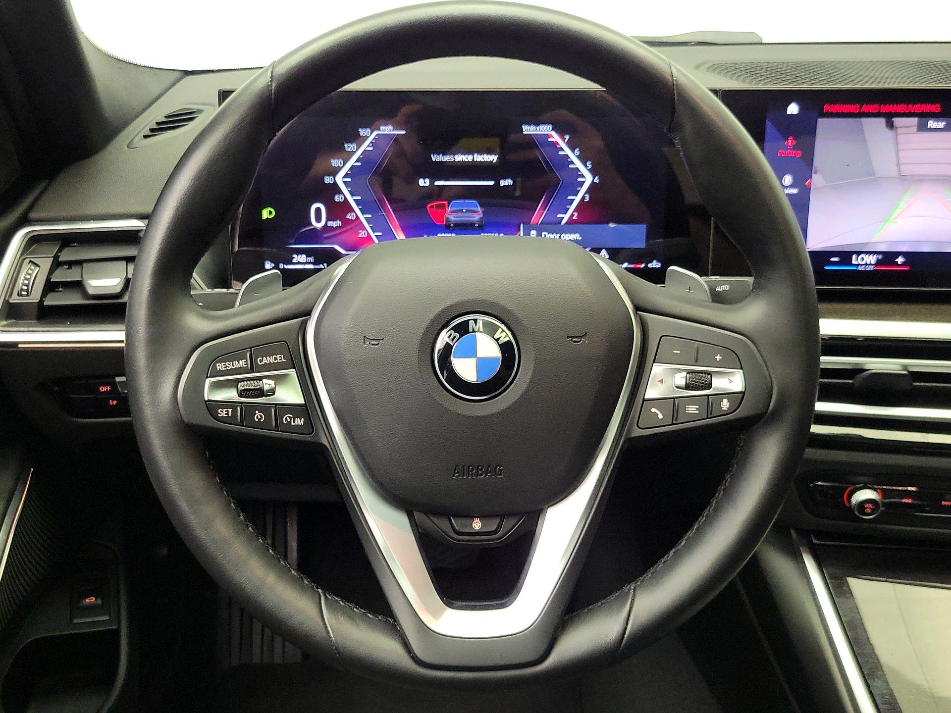 Thumbnail: 2023 BMW 3 Series - 10