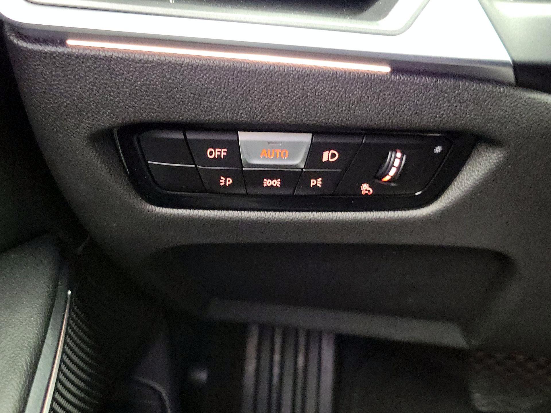 Thumbnail: 2023 BMW 3 Series - 13