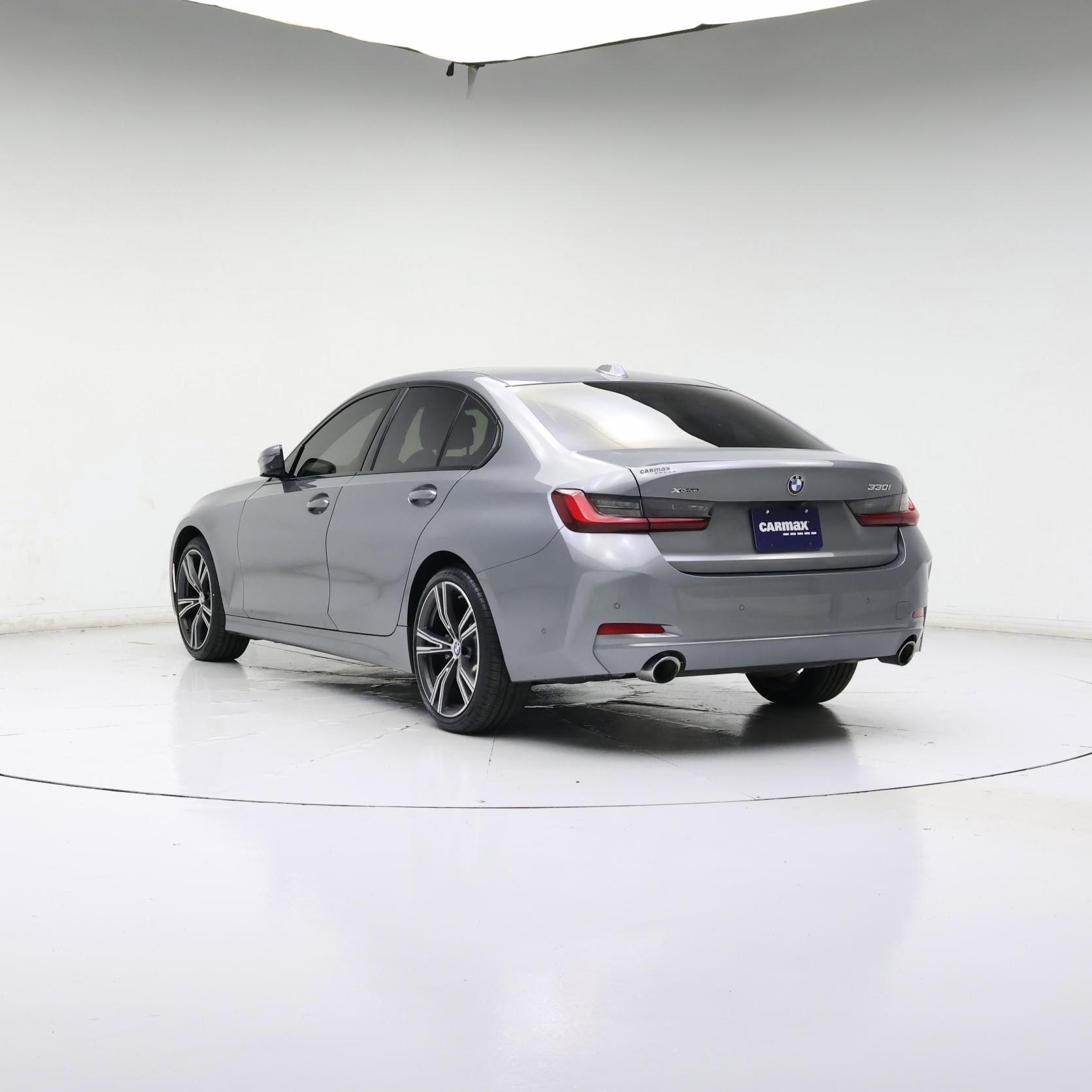 Thumbnail: 2023 BMW 3 Series - 2