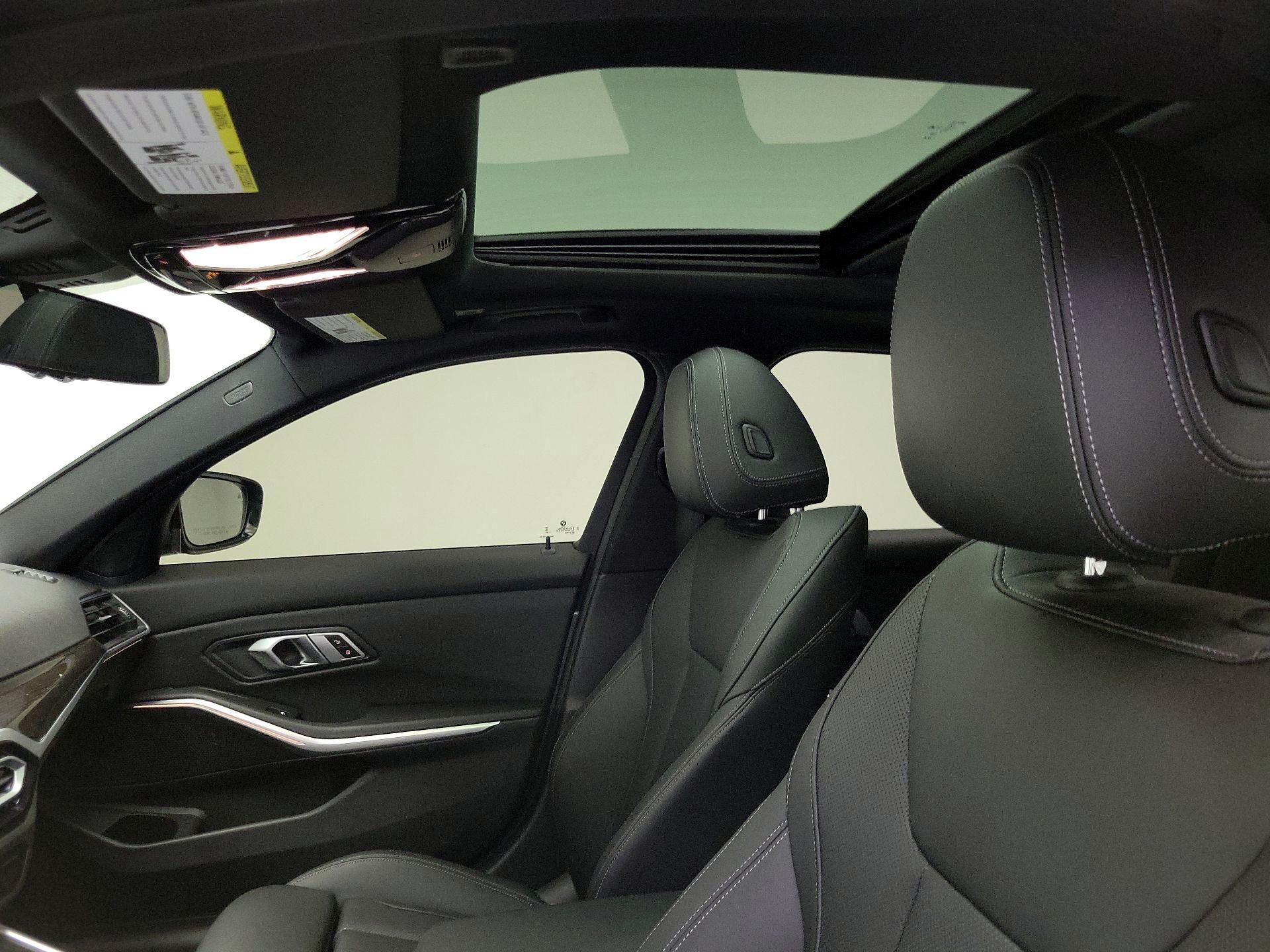 Thumbnail: 2023 BMW 3 Series - 19