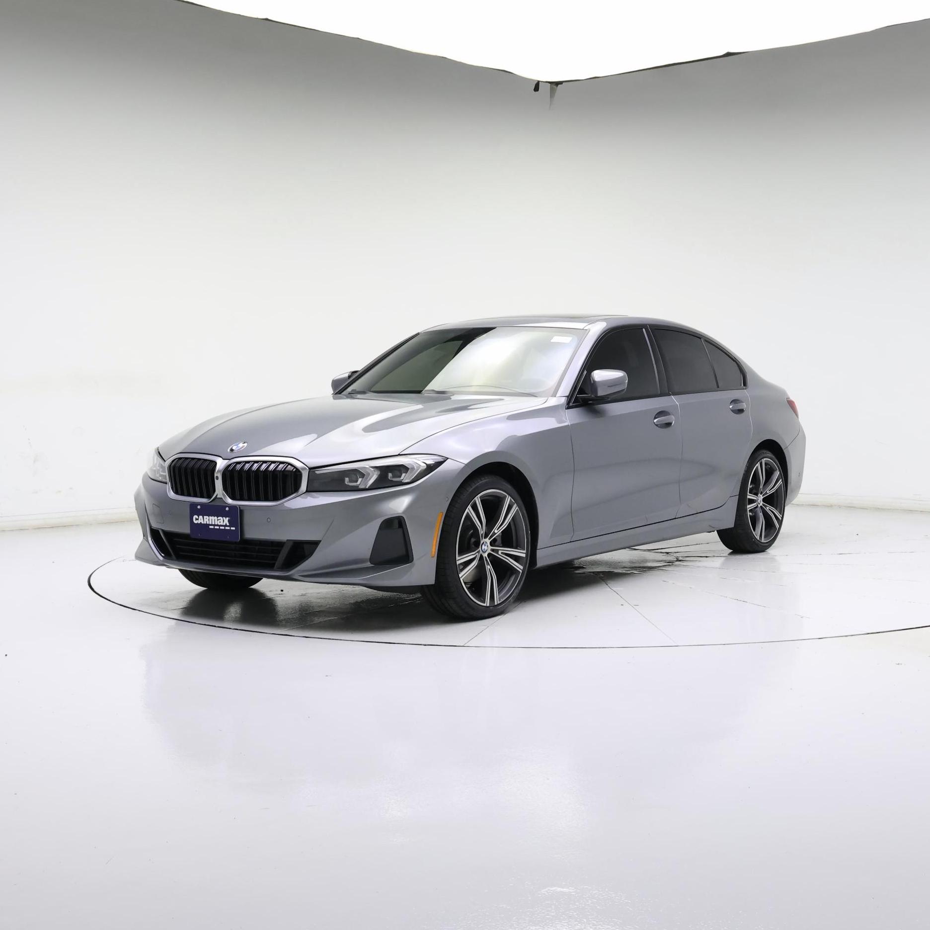 Thumbnail: 2023 BMW 3 Series - 4