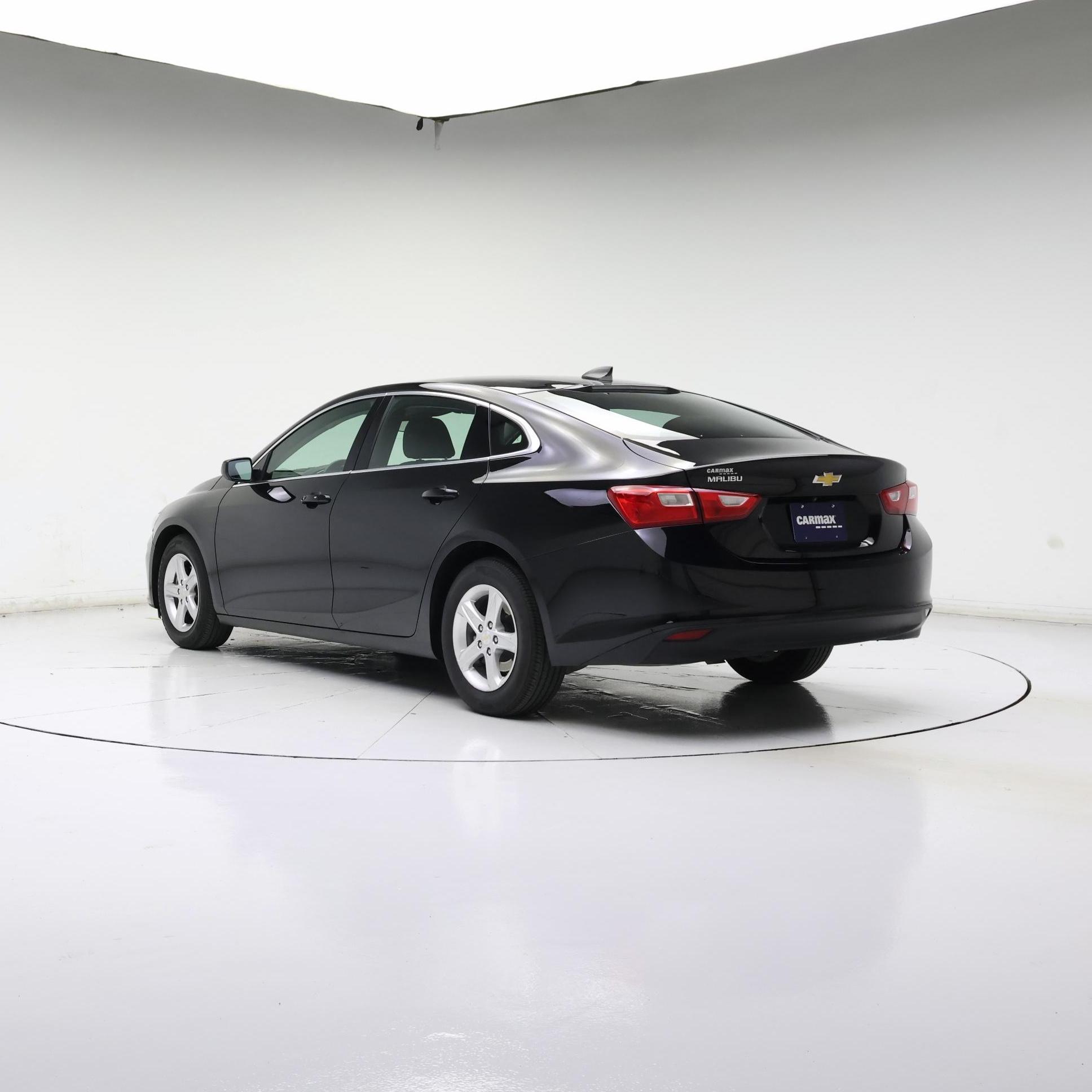Thumbnail: 2023 Chevrolet Malibu - 2