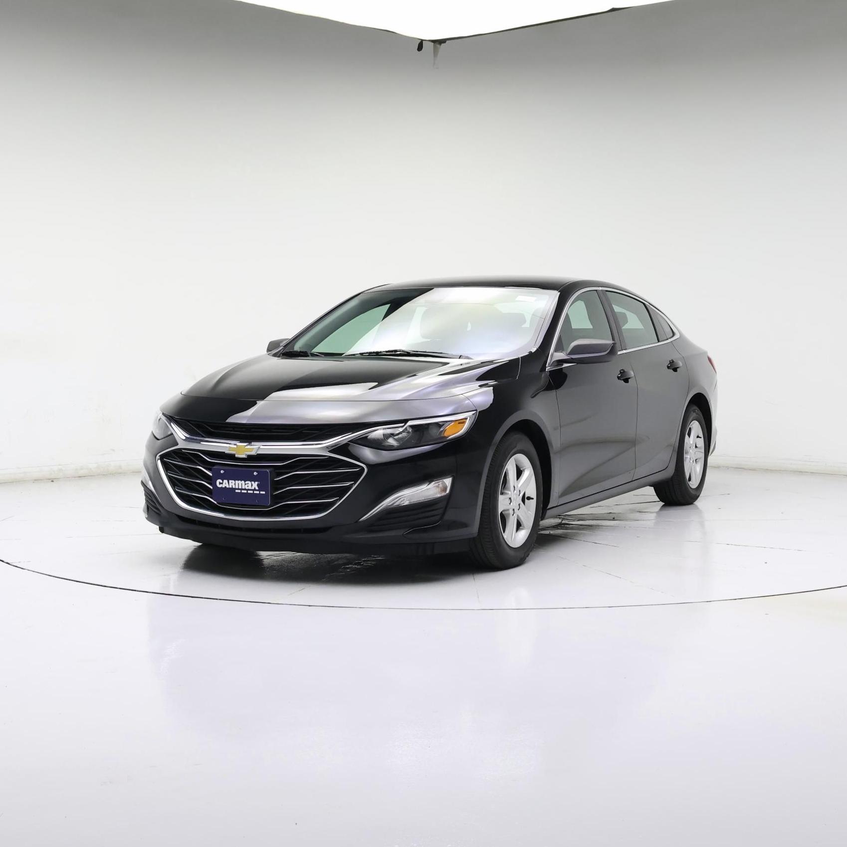 Thumbnail: 2023 Chevrolet Malibu - 4