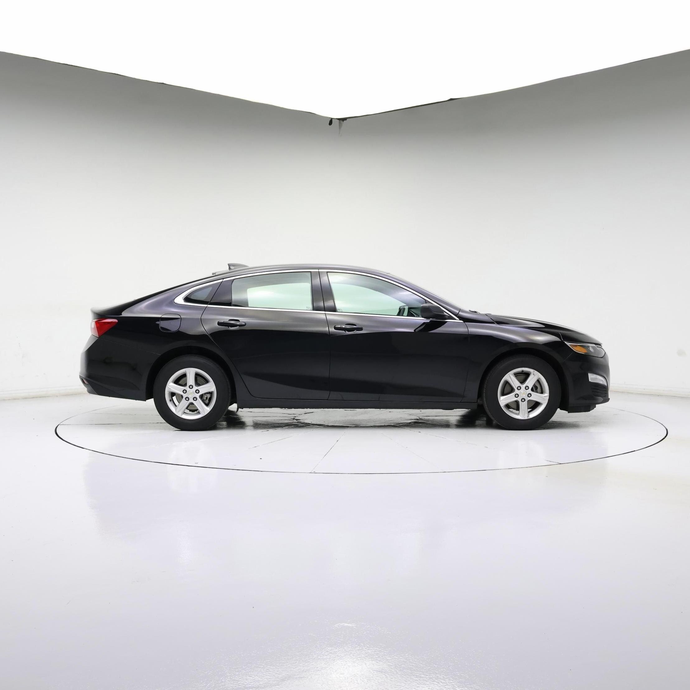Thumbnail: 2023 Chevrolet Malibu - 7