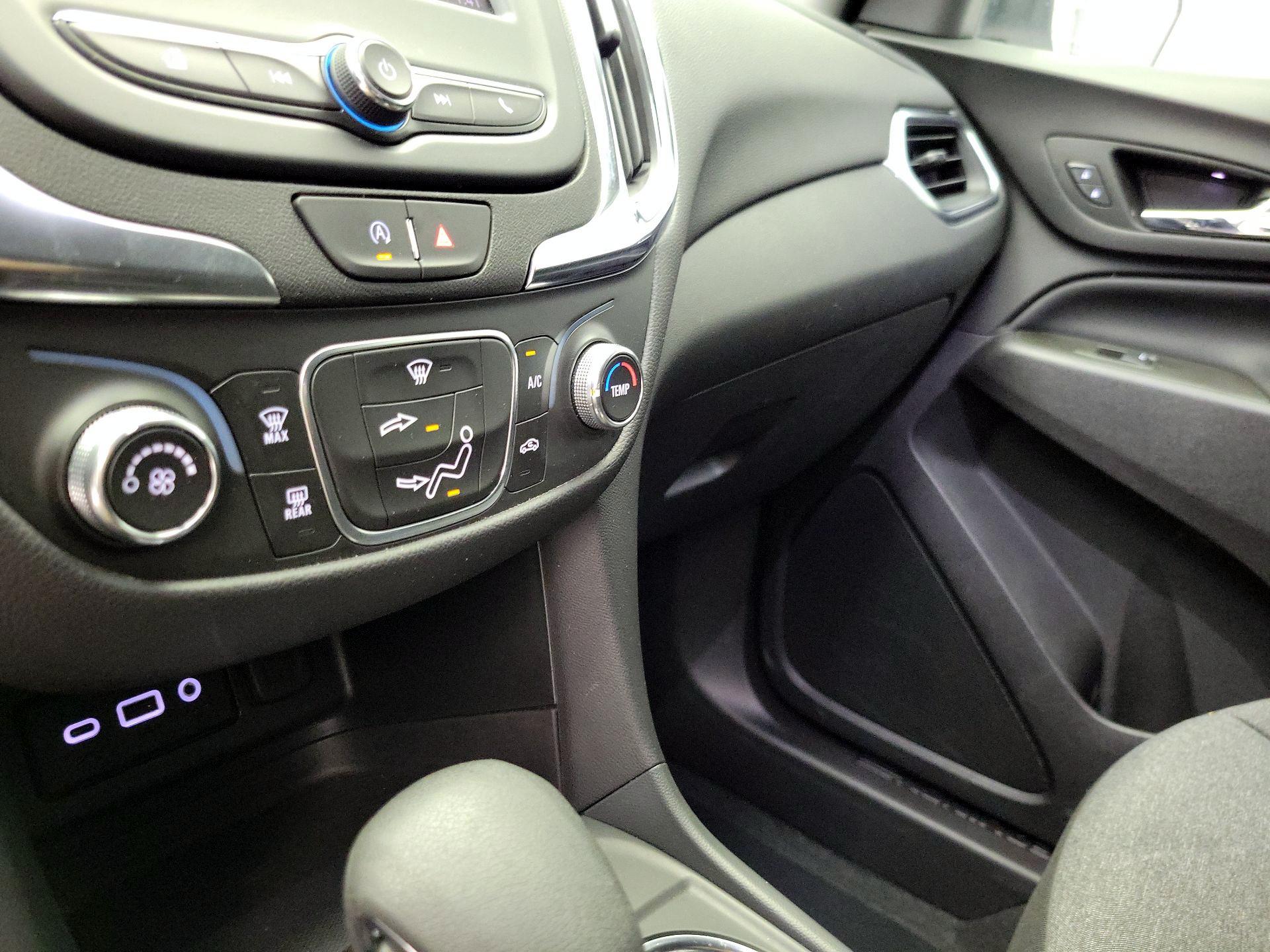 Thumbnail: 2024 Chevrolet Equinox - 16