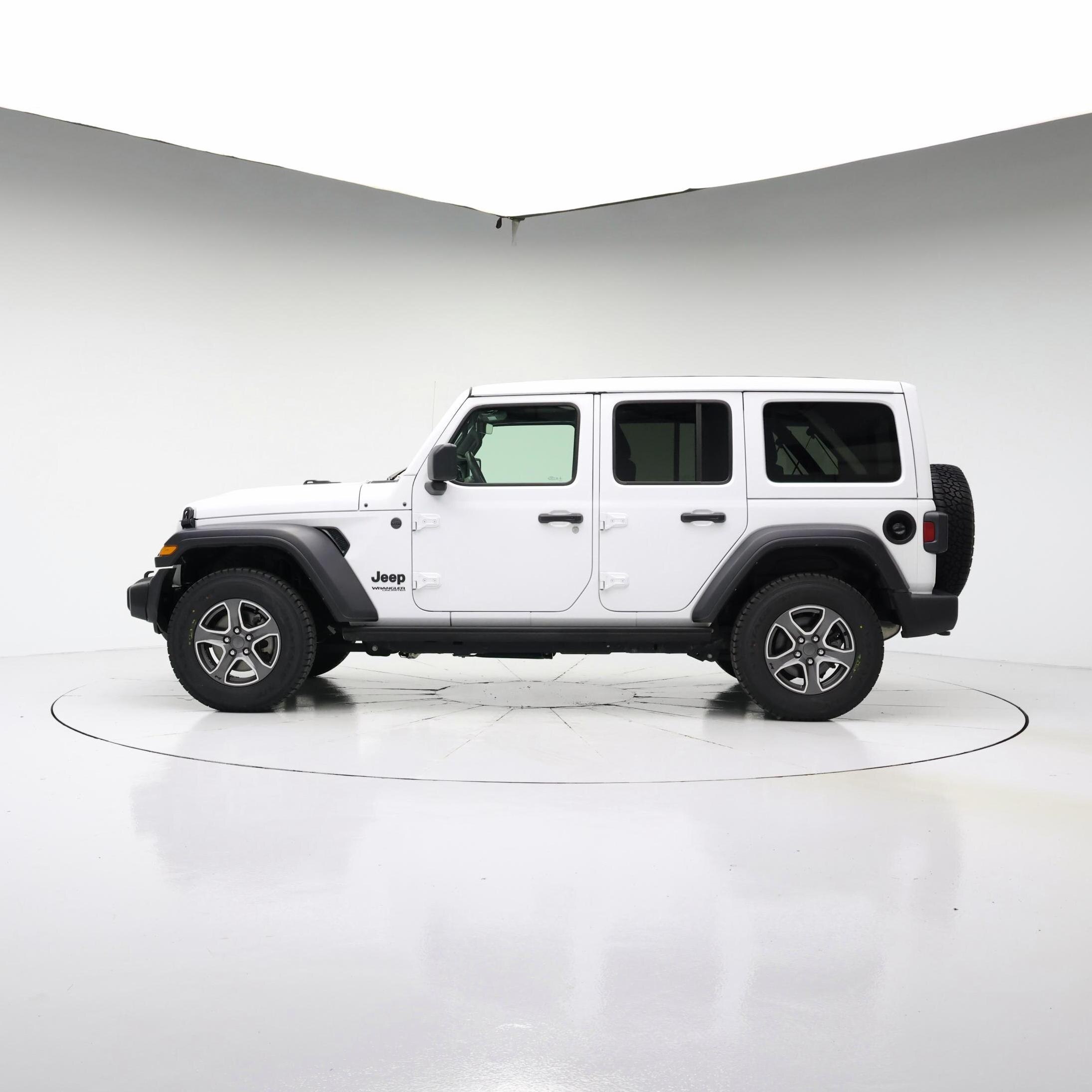 Thumbnail: 2022 Jeep Wrangler - 3