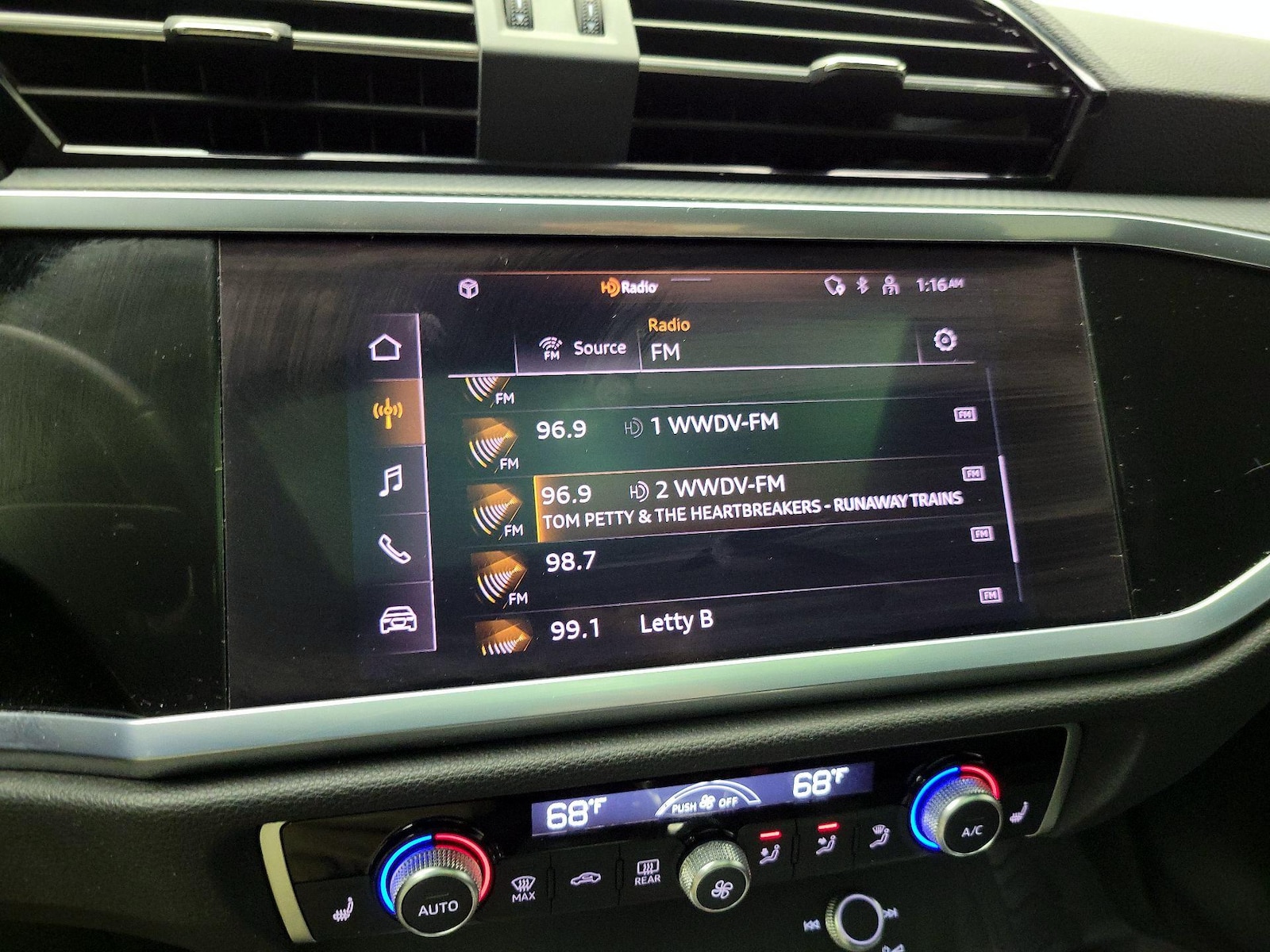 2022 Audi Q3 S Line Premium Plus - Photo 16
