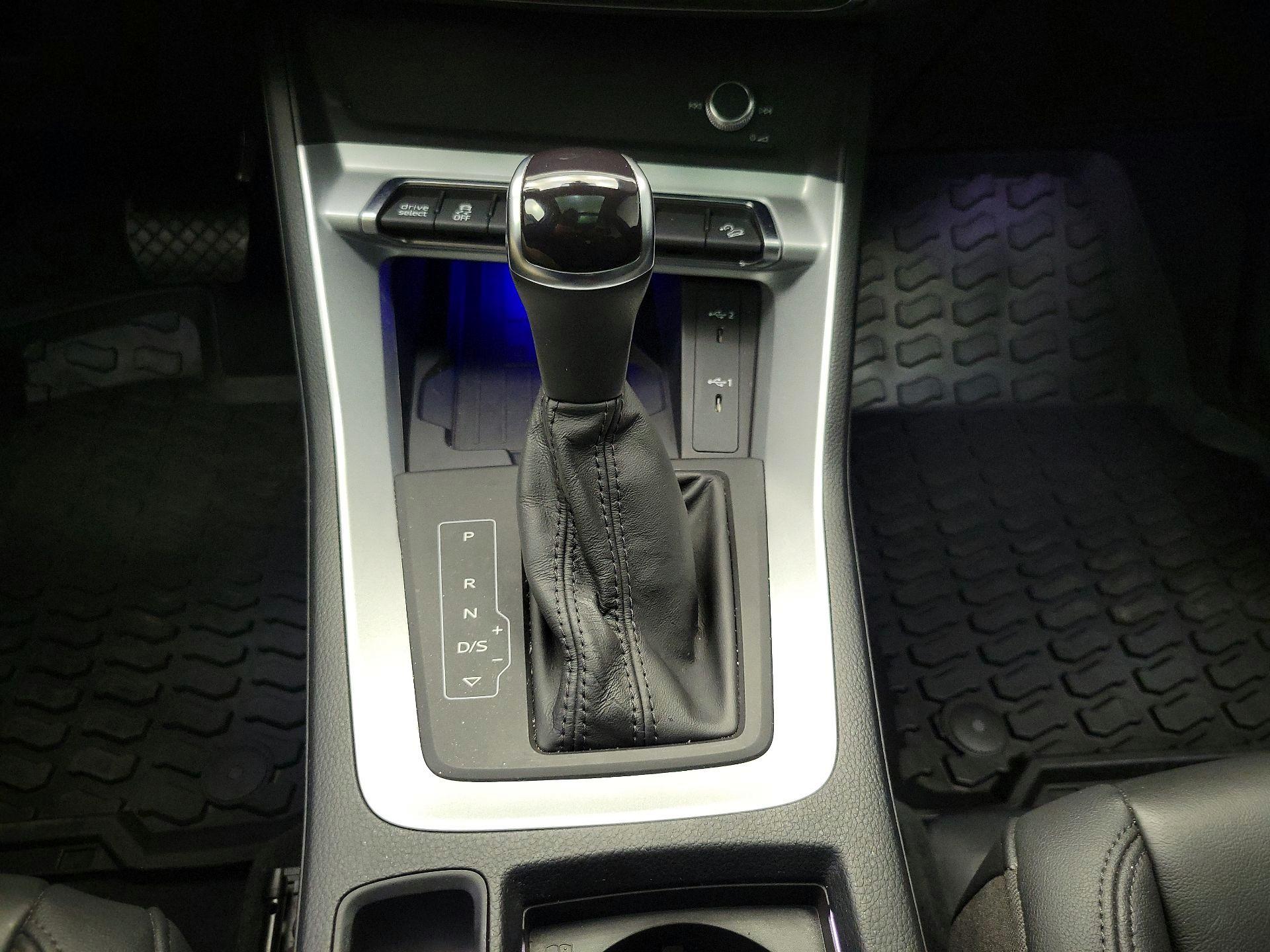 Thumbnail: 2022 Audi Q3 - 17