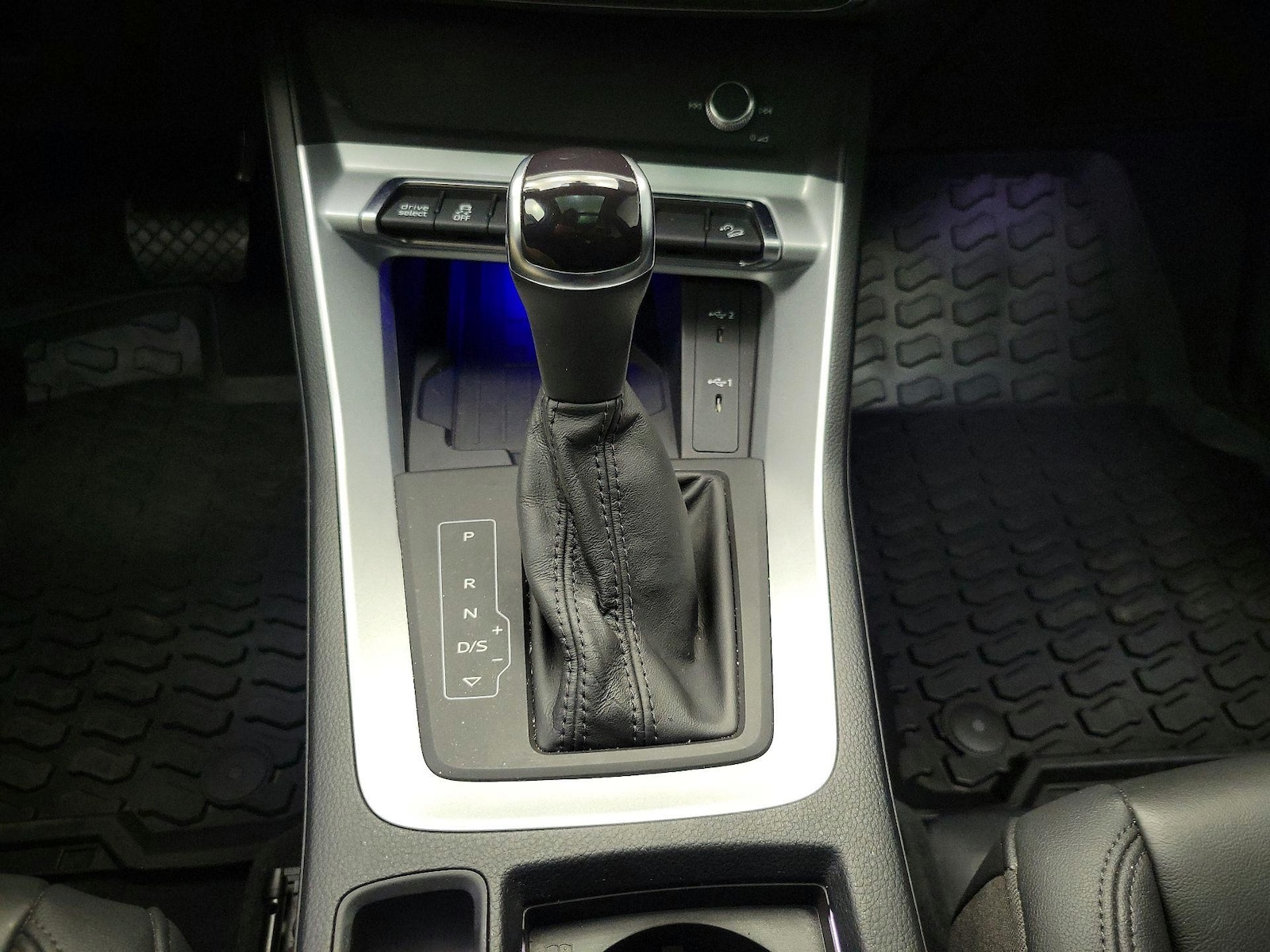 2022 Audi Q3 S Line Premium Plus - Photo 18