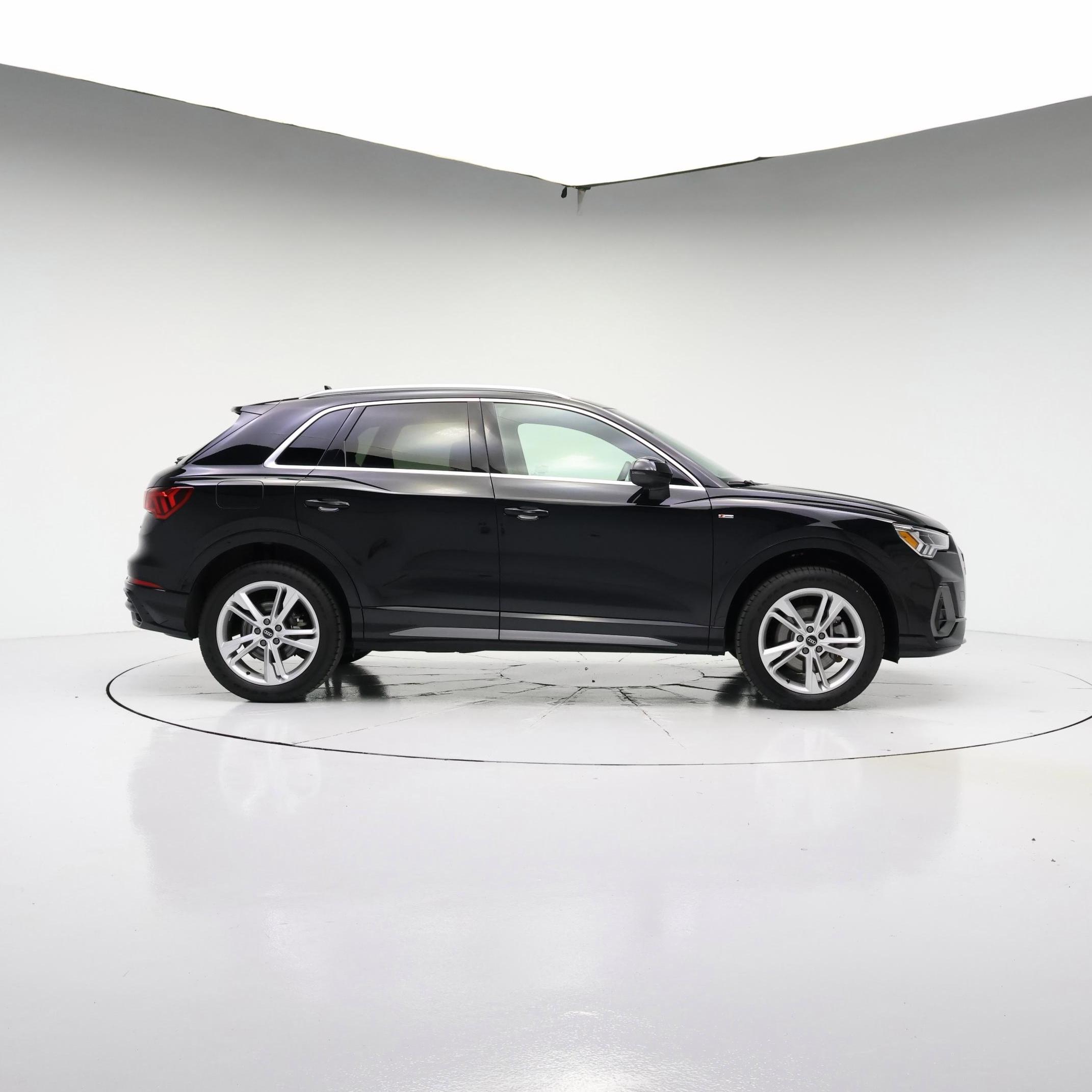 Thumbnail: 2022 Audi Q3 - 7