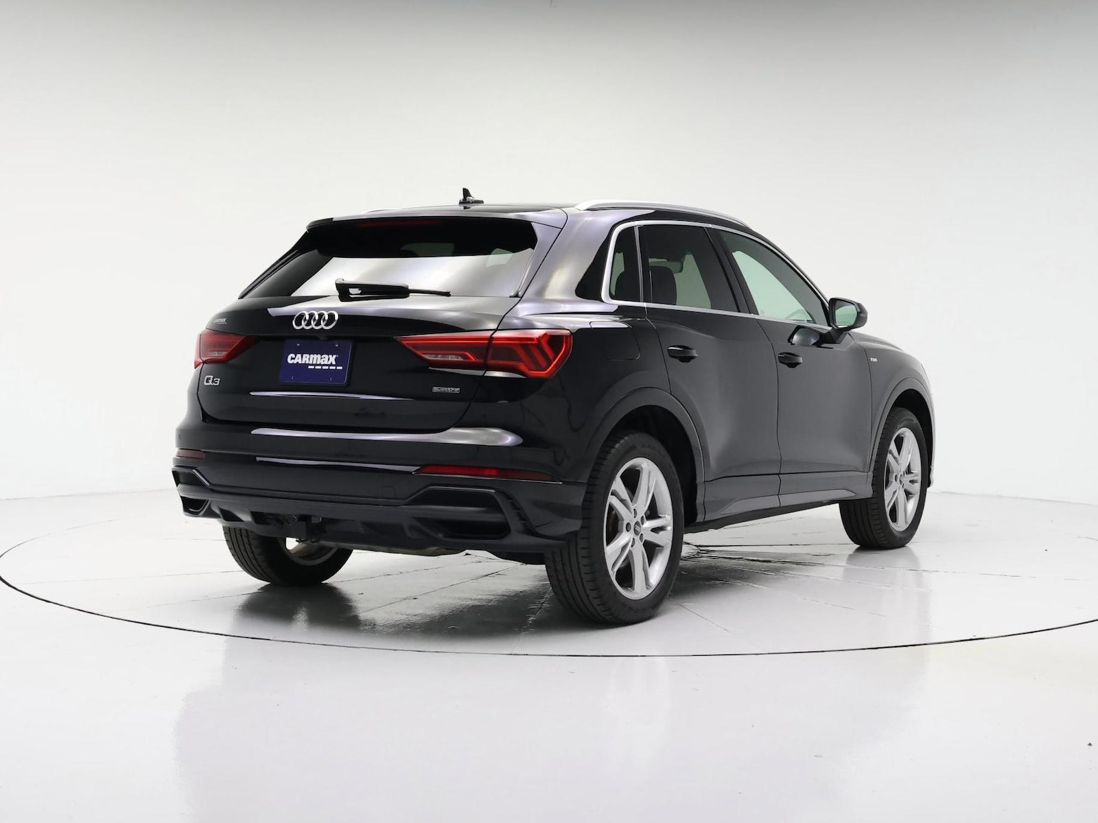 2022 Audi Q3 S Line Premium Plus - Photo 9