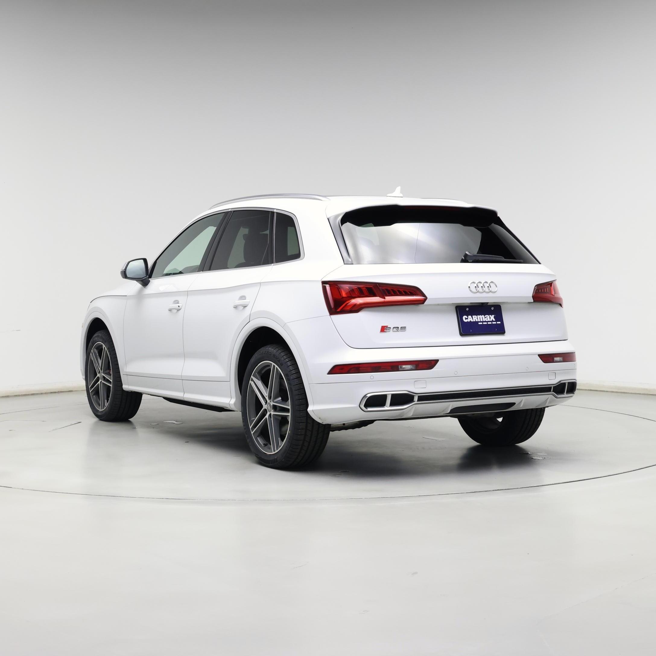 Thumbnail: 2020 Audi SQ5 - 2