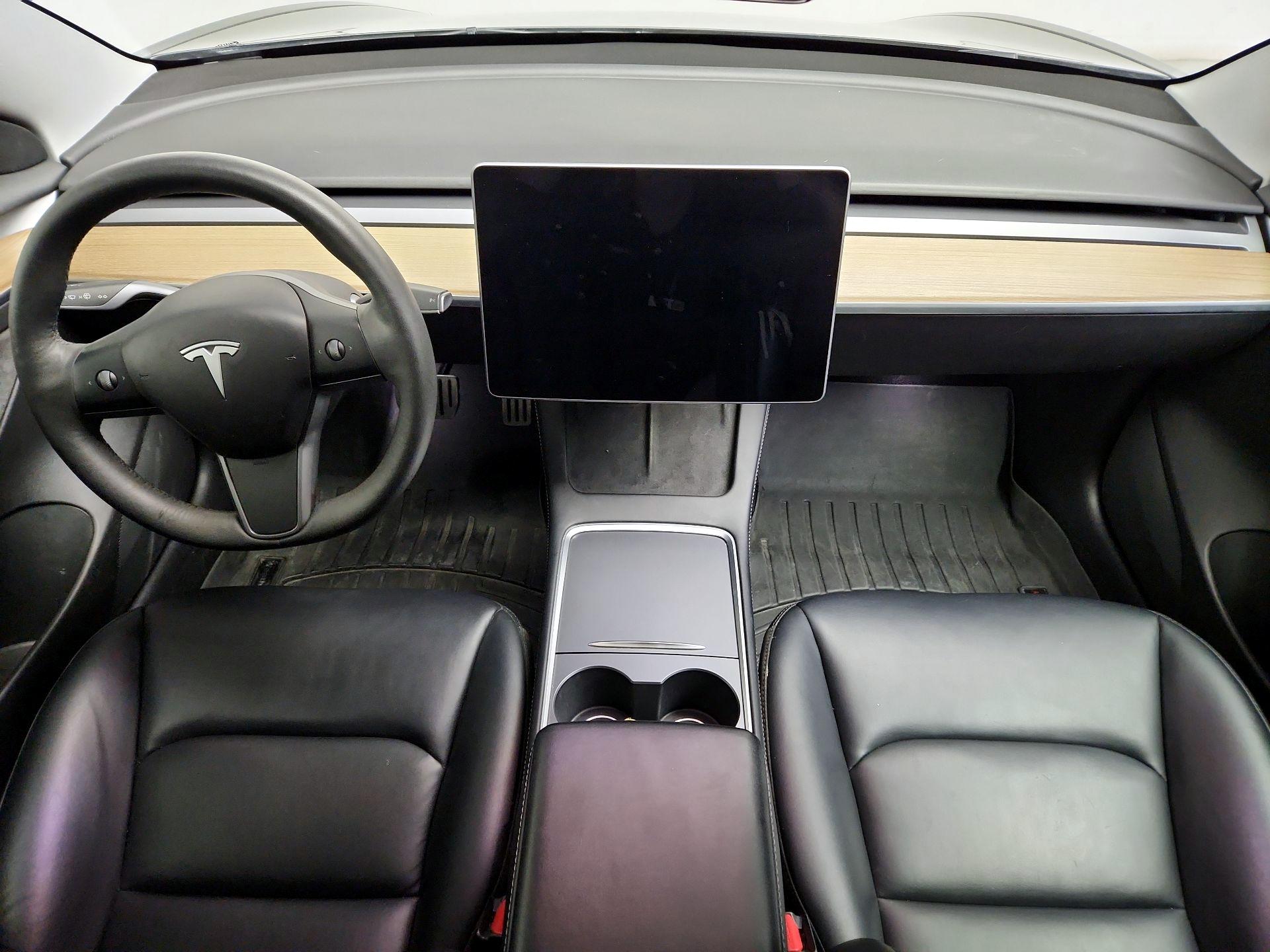 Thumbnail: 2021 Tesla Model 3 - 9